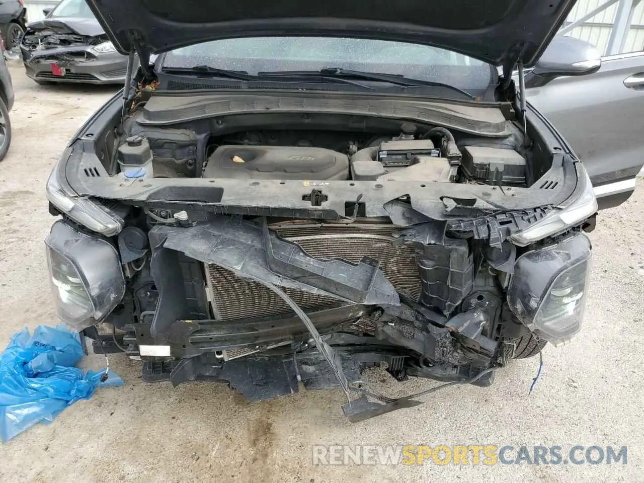 12 Photograph of a damaged car 5NMS5CAD6KH068948 HYUNDAI SANTA FE 2019