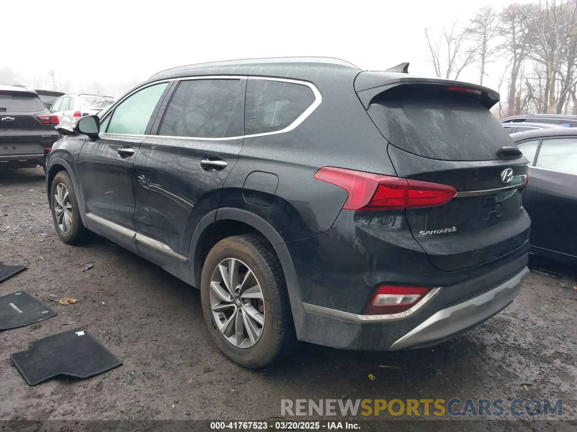 3 Photograph of a damaged car 5NMS5CAD8KH078588 HYUNDAI SANTA FE 2019