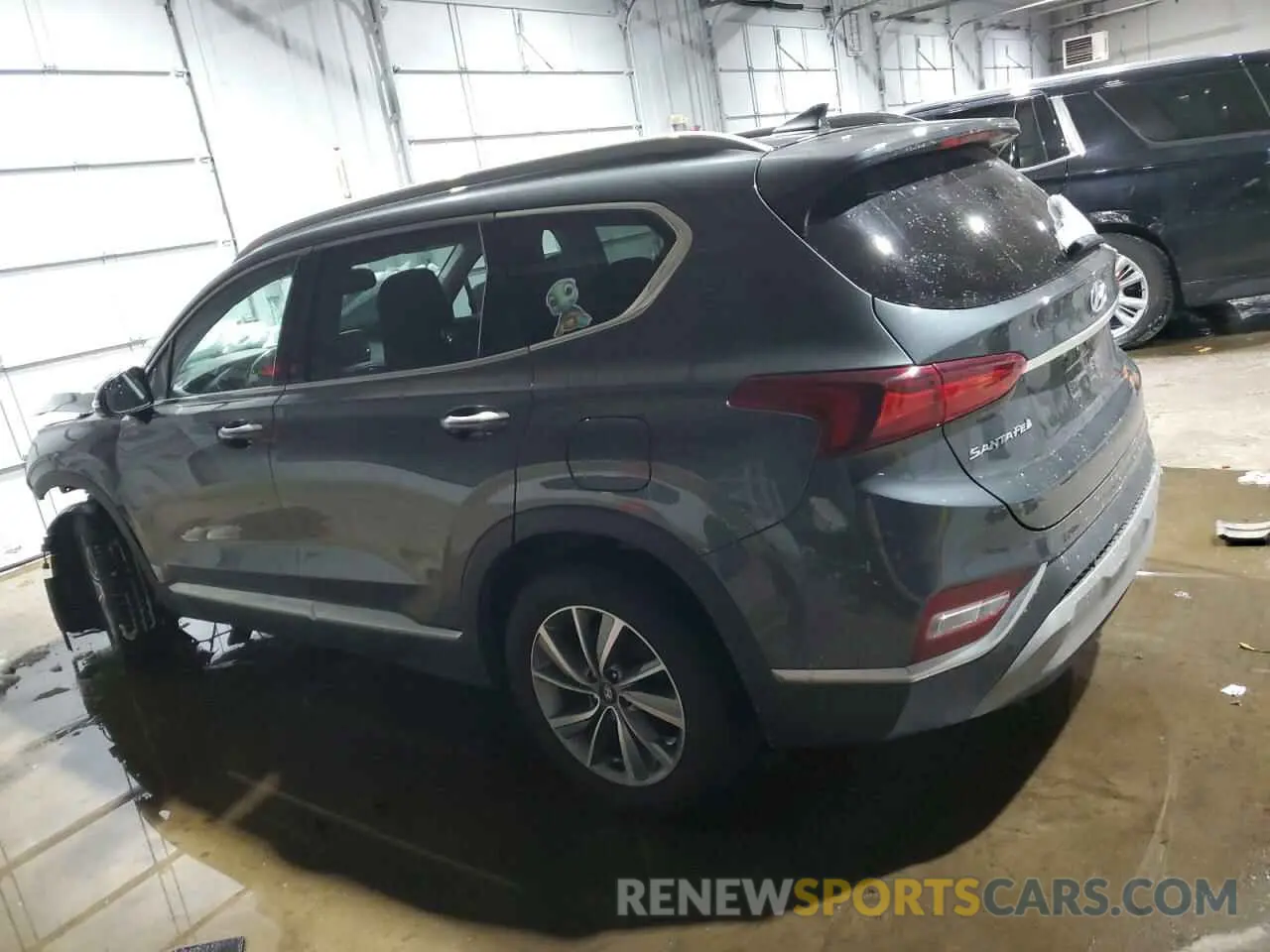 2 Photograph of a damaged car 5NMS5CAD8KH086528 HYUNDAI SANTA FE 2019