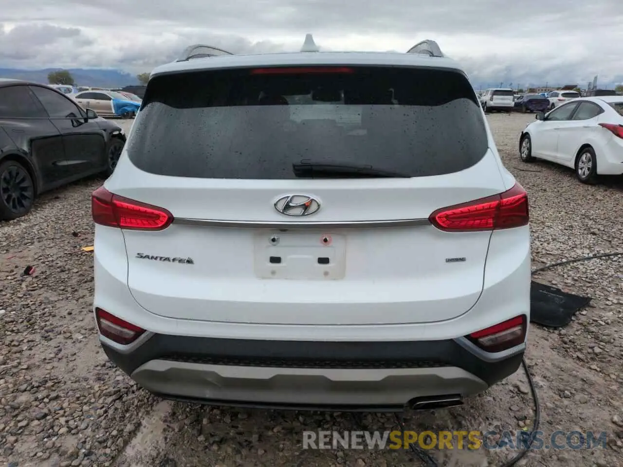 6 Photograph of a damaged car 5NMS5CADXKH085039 HYUNDAI SANTA FE 2019