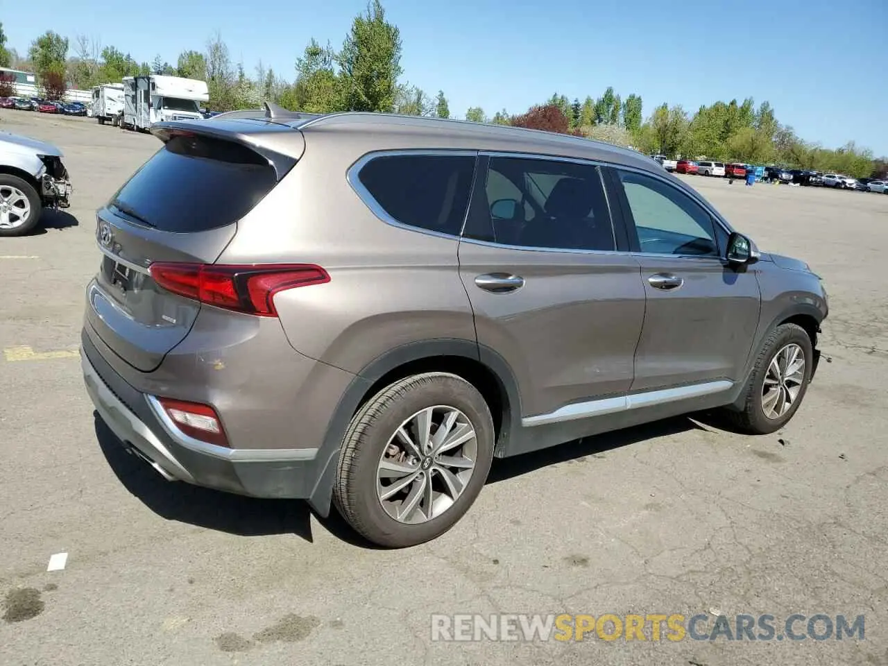 3 Photograph of a damaged car 5NMS5CADXKH090256 HYUNDAI SANTA FE 2019