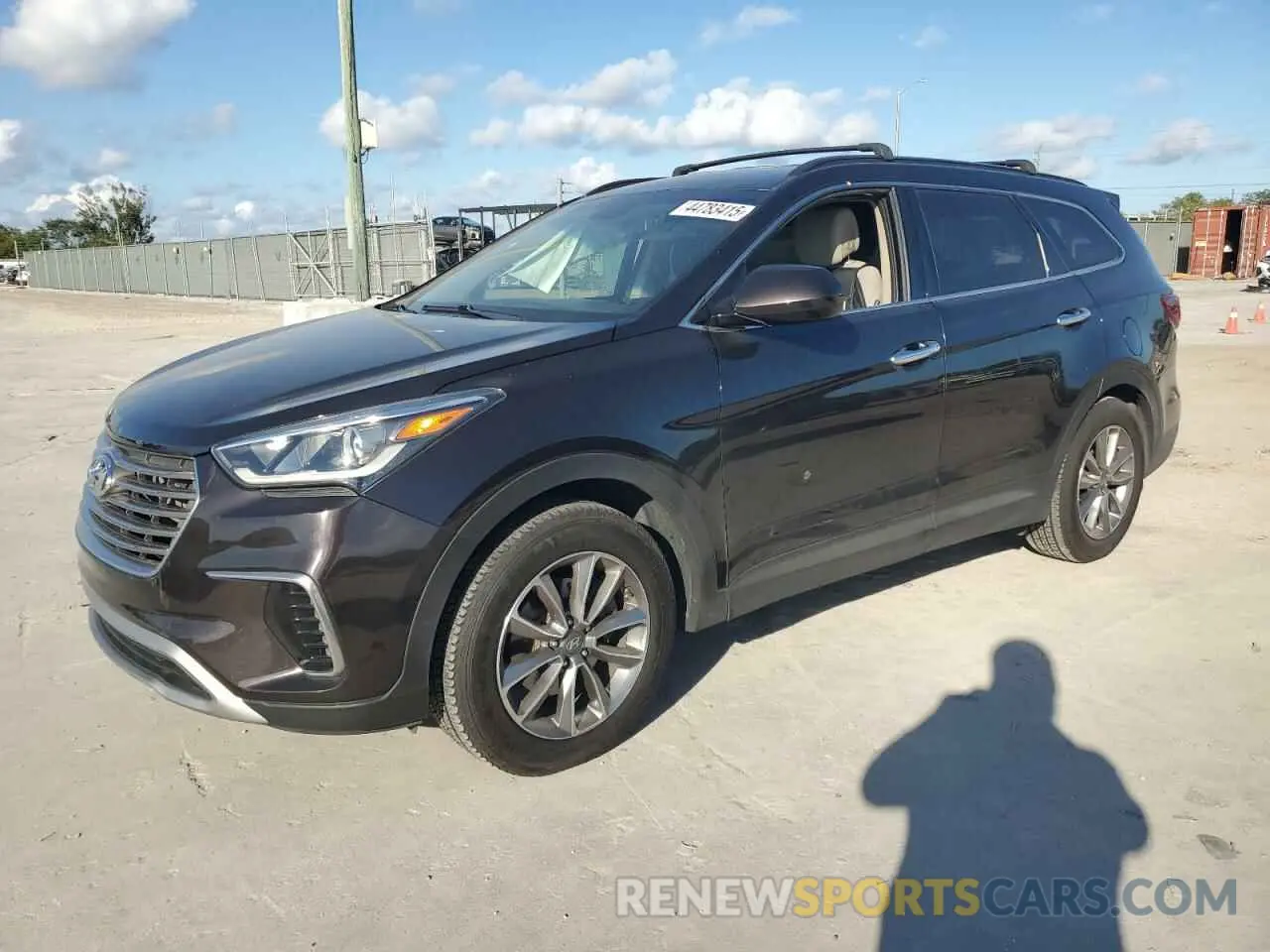 1 Photograph of a damaged car KM8SM4HF0KU302683 HYUNDAI SANTA FE 2019