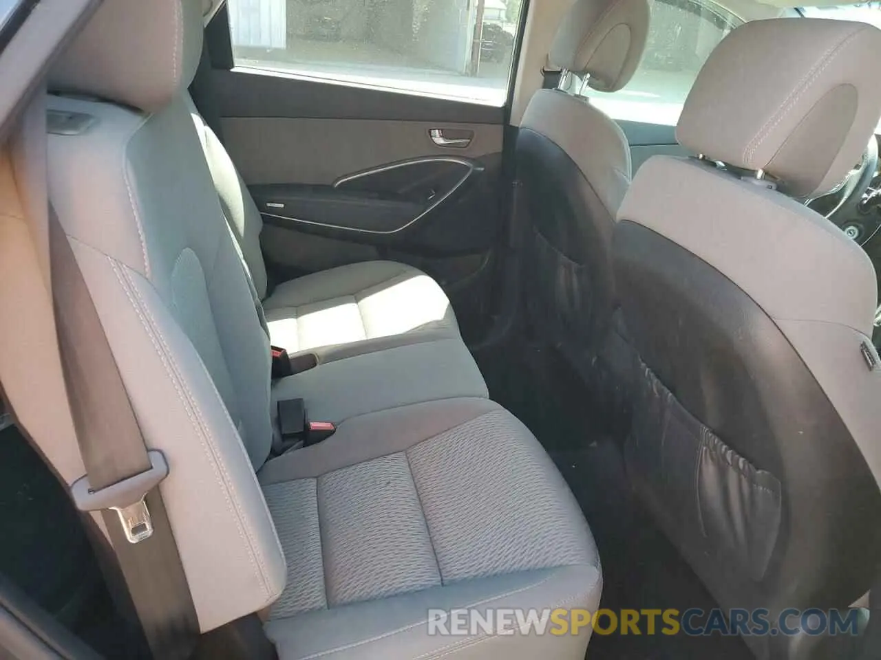 11 Photograph of a damaged car KM8SM4HF6KU300162 HYUNDAI SANTA FE 2019