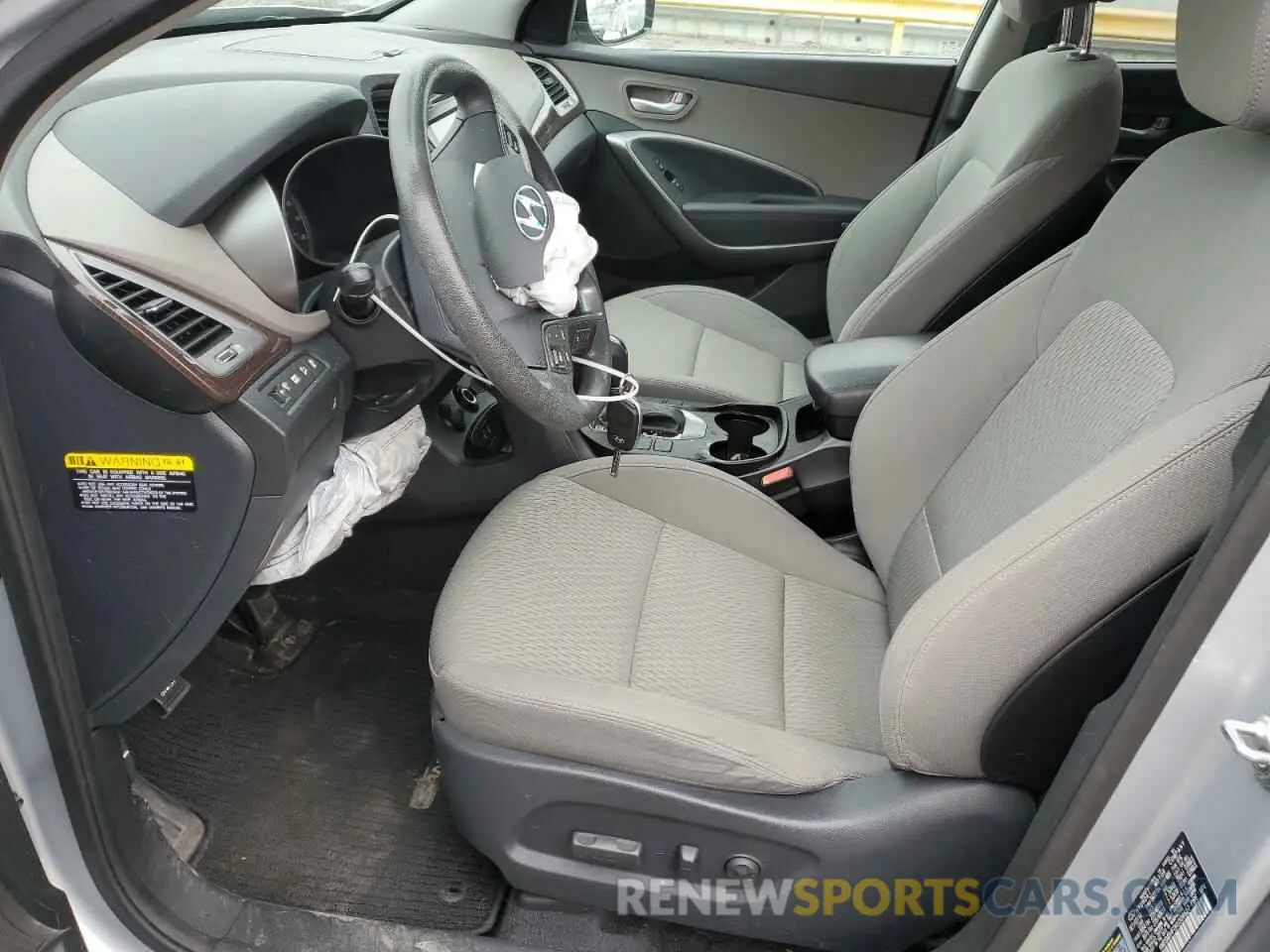 7 Photograph of a damaged car KM8SMDHF0KU304627 HYUNDAI SANTA FE 2019