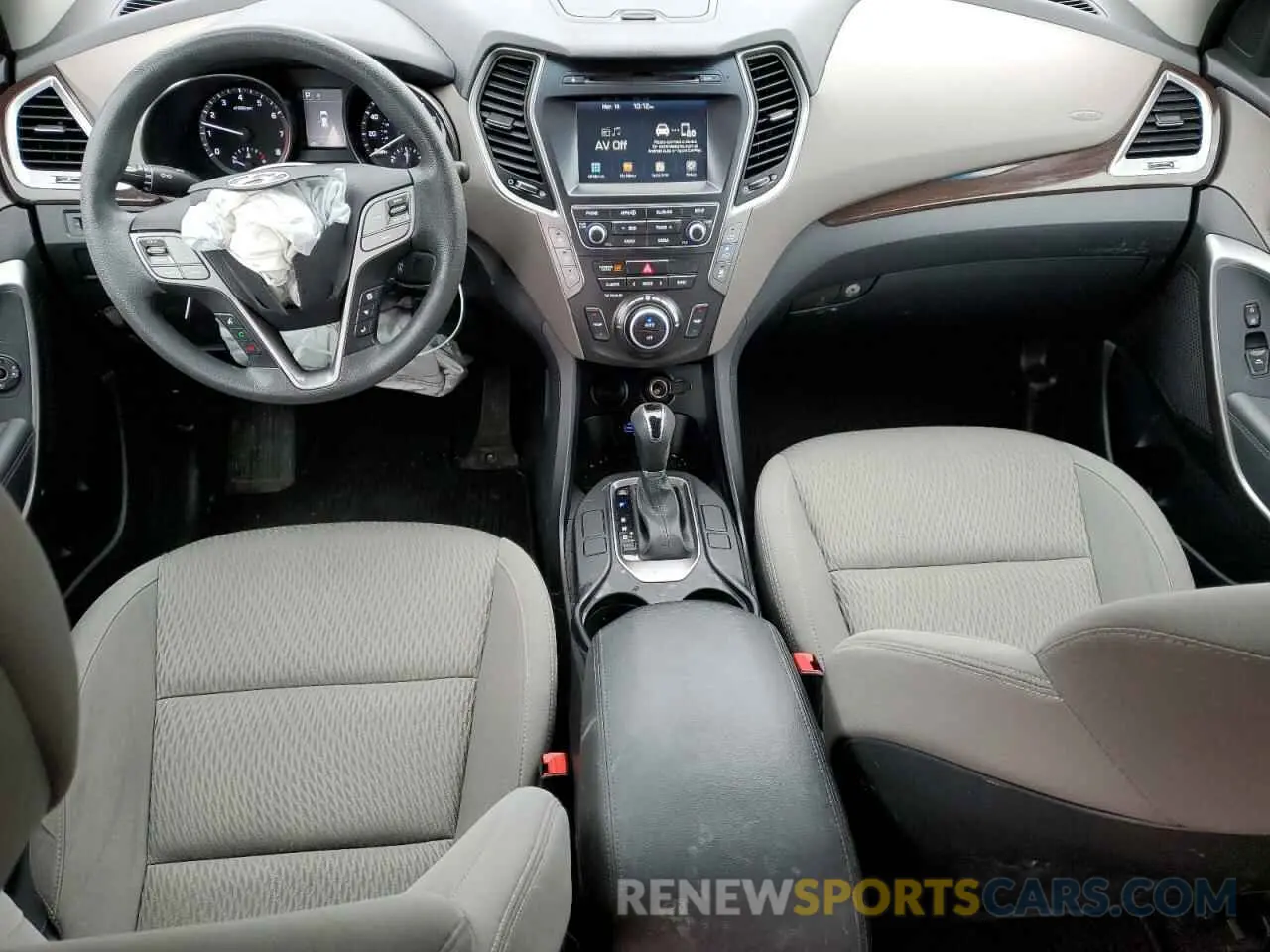 8 Photograph of a damaged car KM8SMDHF0KU304627 HYUNDAI SANTA FE 2019