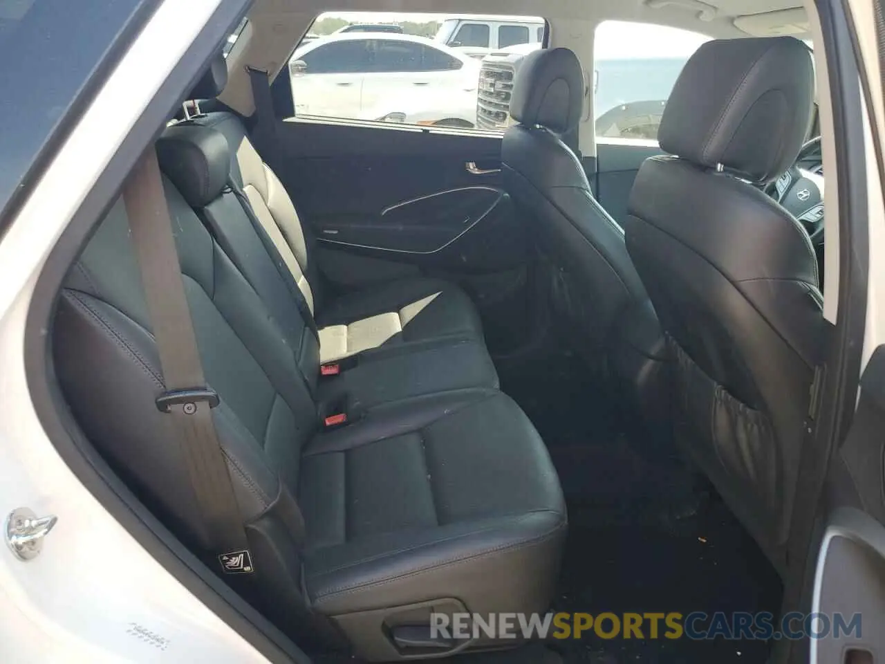 10 Photograph of a damaged car KM8SN4HF6KU298698 HYUNDAI SANTA FE 2019