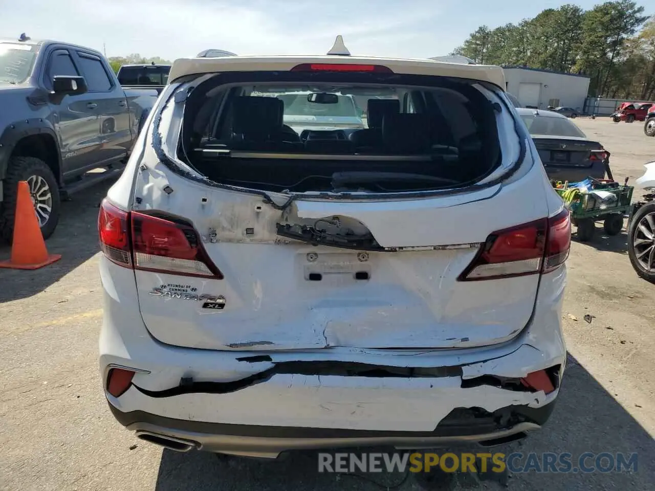 6 Photograph of a damaged car KM8SN4HF6KU298698 HYUNDAI SANTA FE 2019