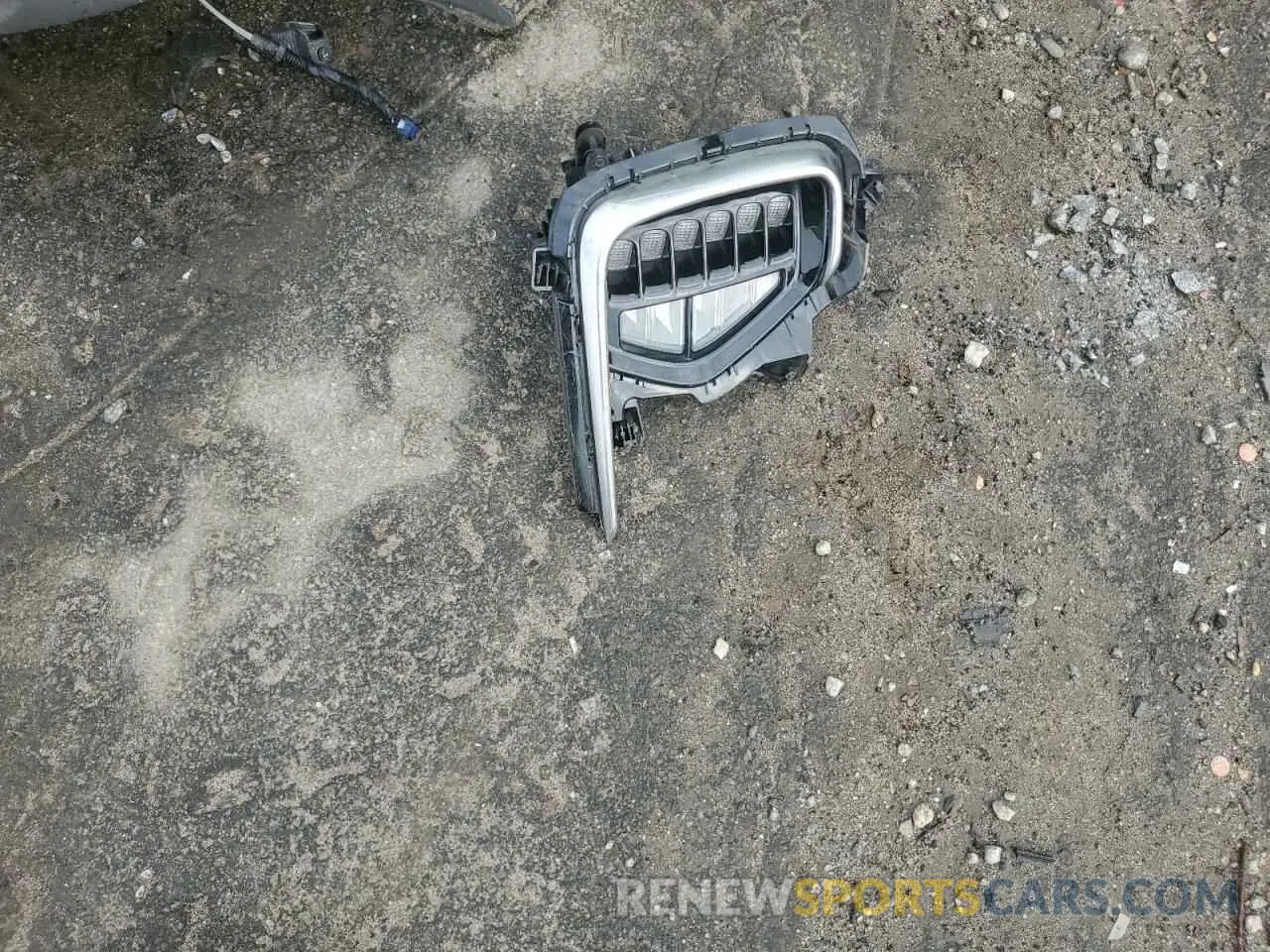 13 Photograph of a damaged car KM8SR4HF3KU309788 HYUNDAI SANTA FE 2019
