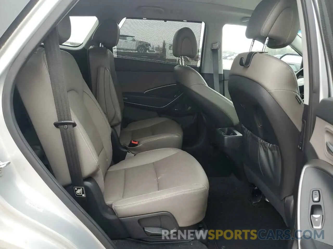 12 Photograph of a damaged car KM8SR4HF6KU299547 HYUNDAI SANTA FE 2019