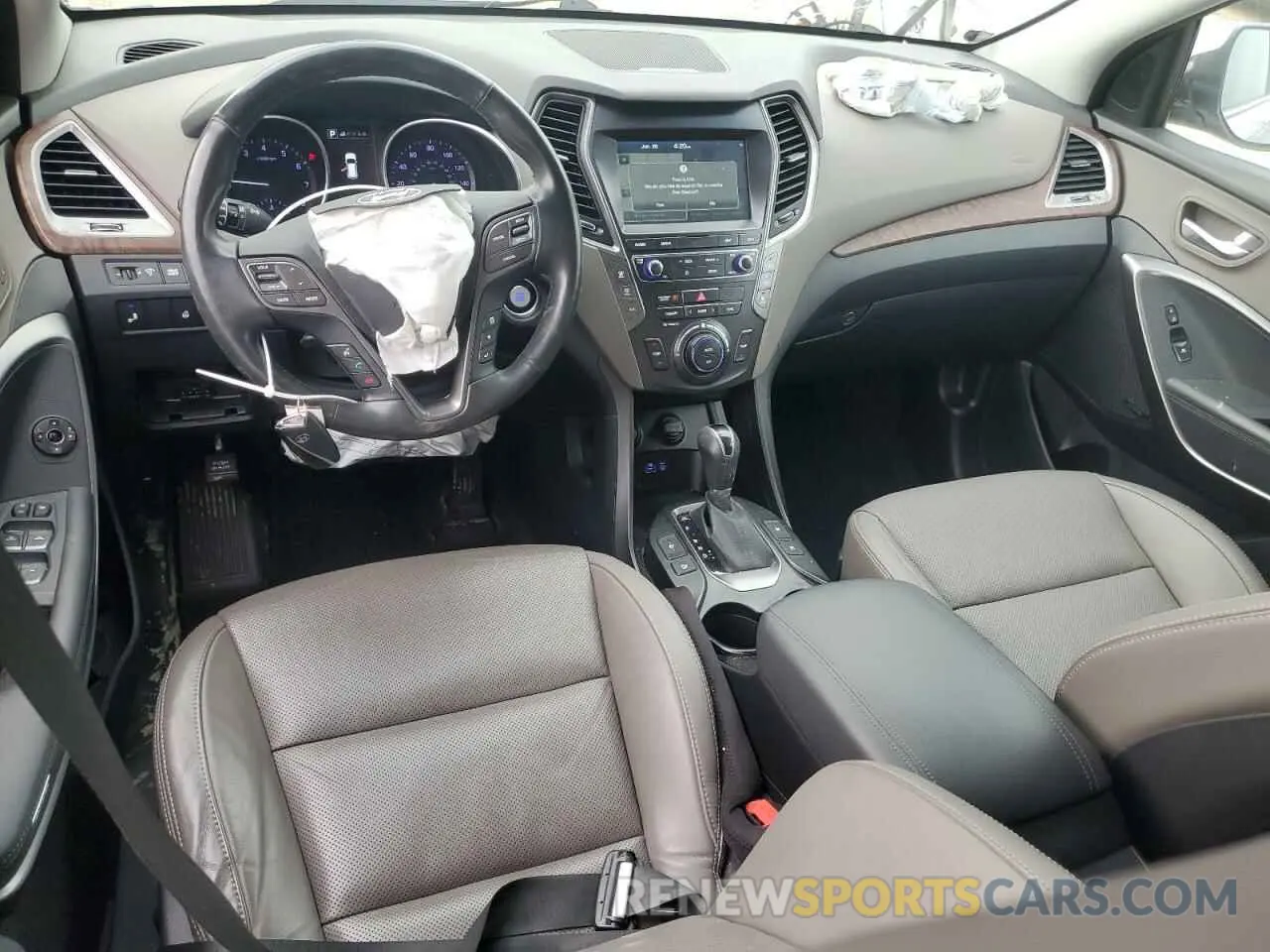 8 Photograph of a damaged car KM8SR4HF6KU299547 HYUNDAI SANTA FE 2019