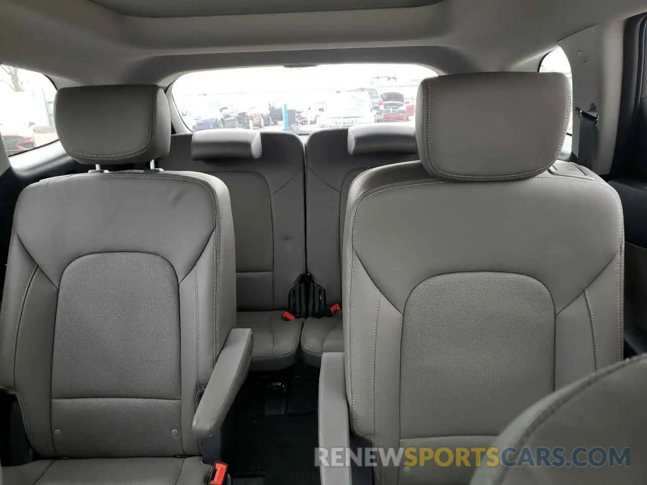 10 Photograph of a damaged car KM8SRDHF9KU305907 HYUNDAI SANTA FE 2019