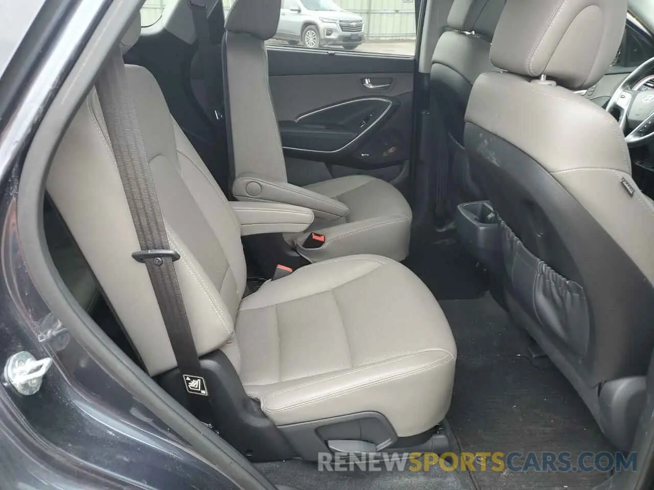 11 Photograph of a damaged car KM8SRDHF9KU305907 HYUNDAI SANTA FE 2019