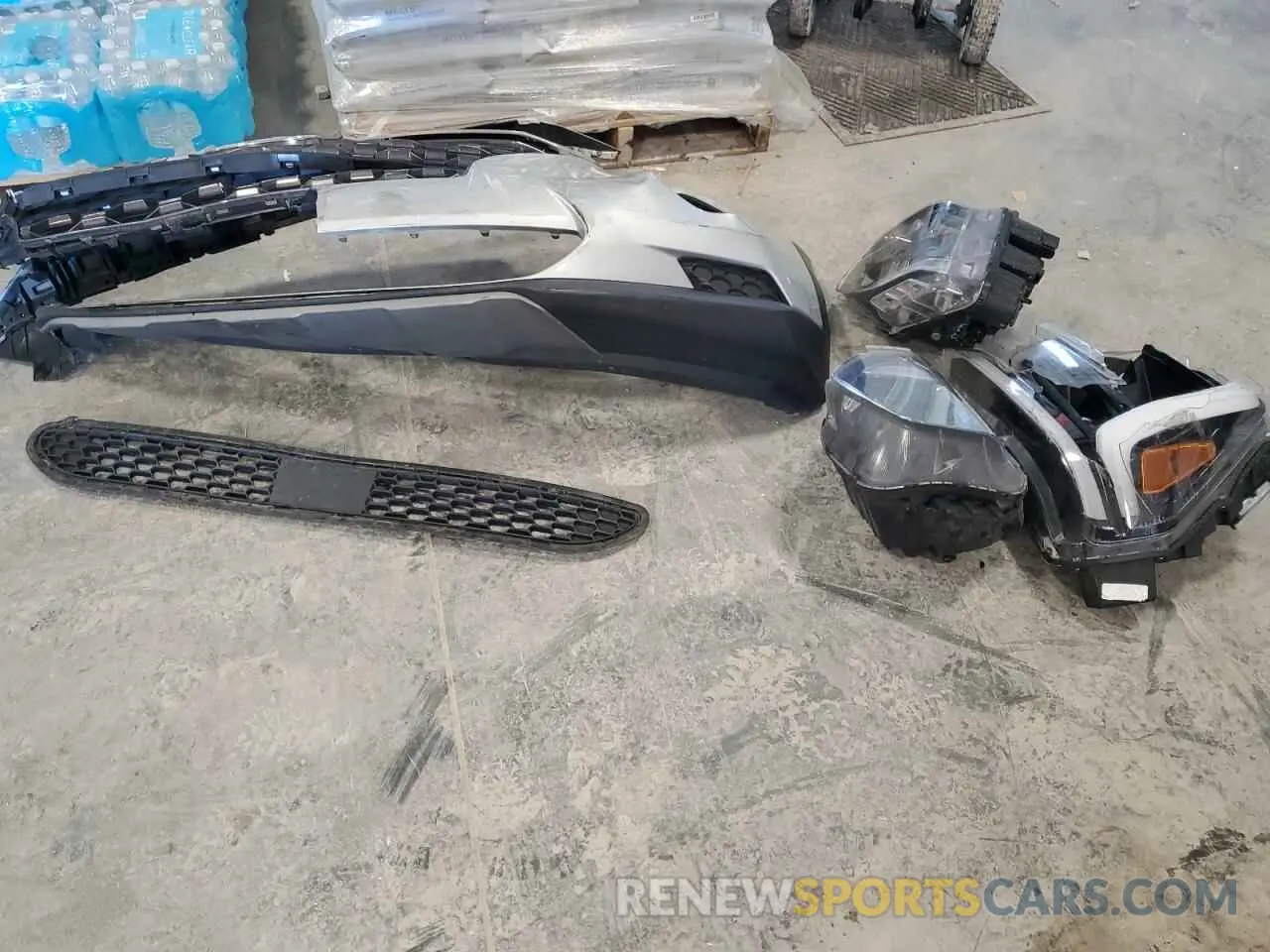 13 Photograph of a damaged car 5NMS23AD0LH142424 HYUNDAI SANTA FE 2020