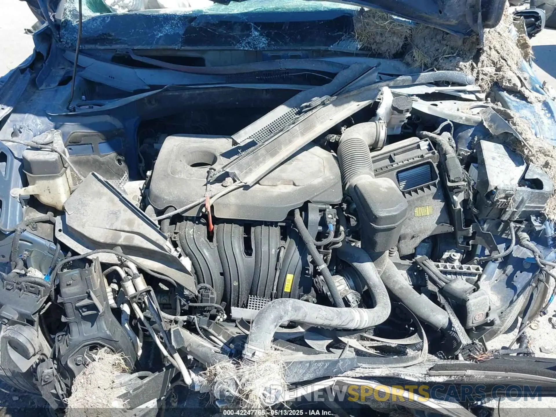 10 Photograph of a damaged car 5NMS23AD0LH165119 HYUNDAI SANTA FE 2020