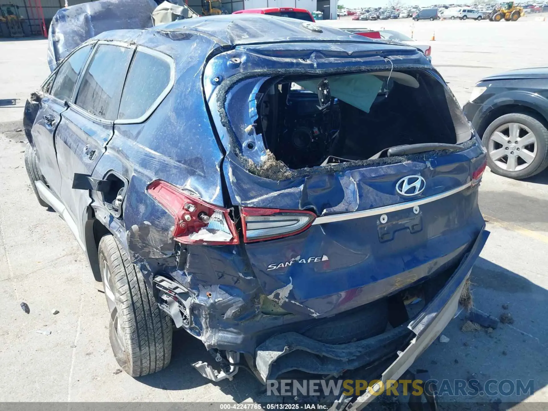 6 Photograph of a damaged car 5NMS23AD0LH165119 HYUNDAI SANTA FE 2020