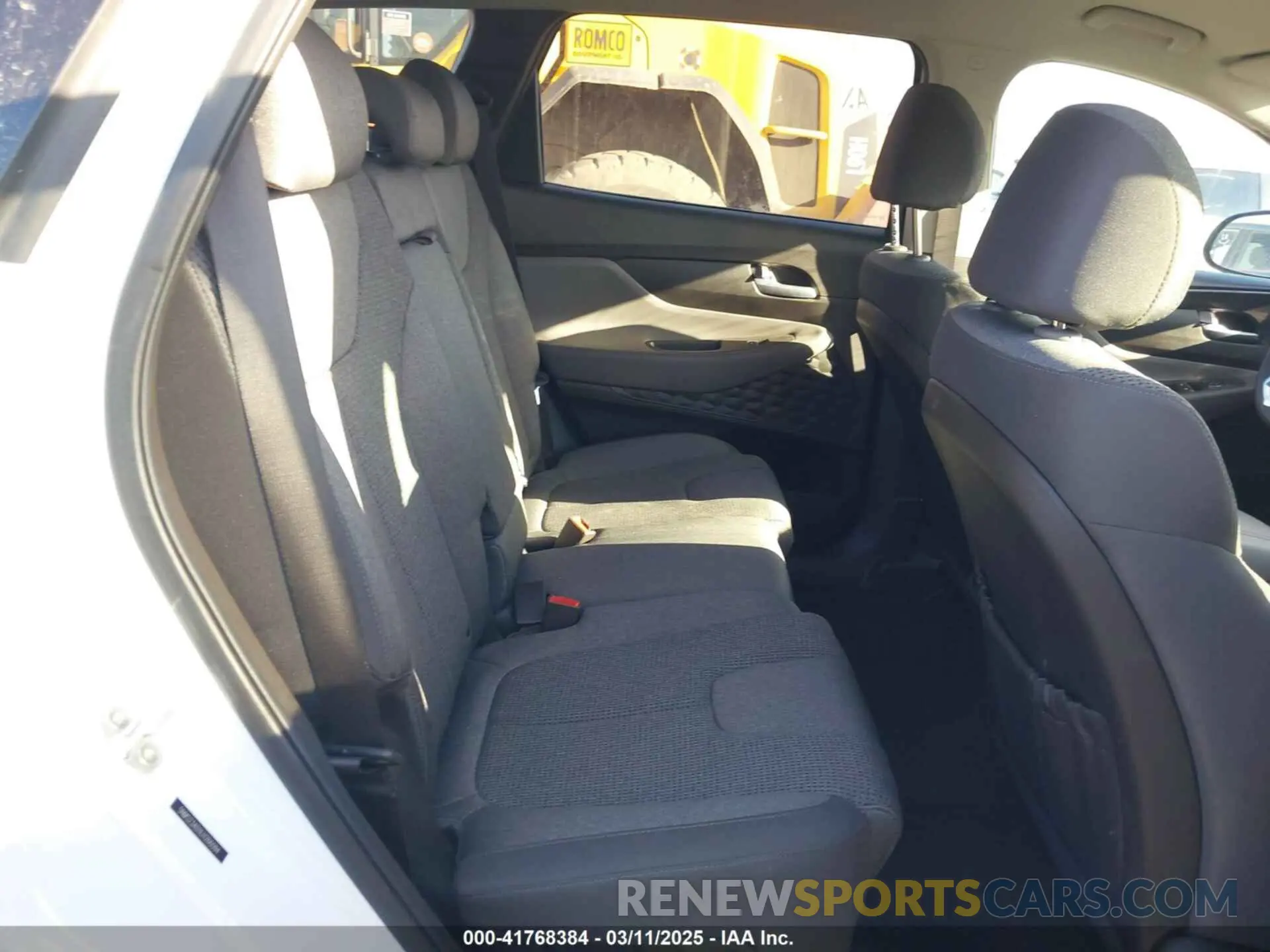 8 Photograph of a damaged car 5NMS23AD0LH266094 HYUNDAI SANTA FE 2020