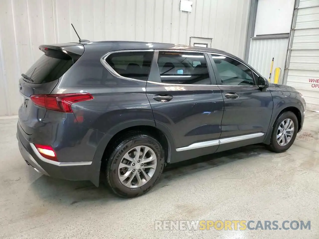 3 Photograph of a damaged car 5NMS23AD0LH272459 HYUNDAI SANTA FE 2020