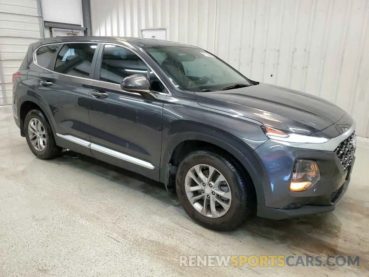 4 Photograph of a damaged car 5NMS23AD0LH272459 HYUNDAI SANTA FE 2020