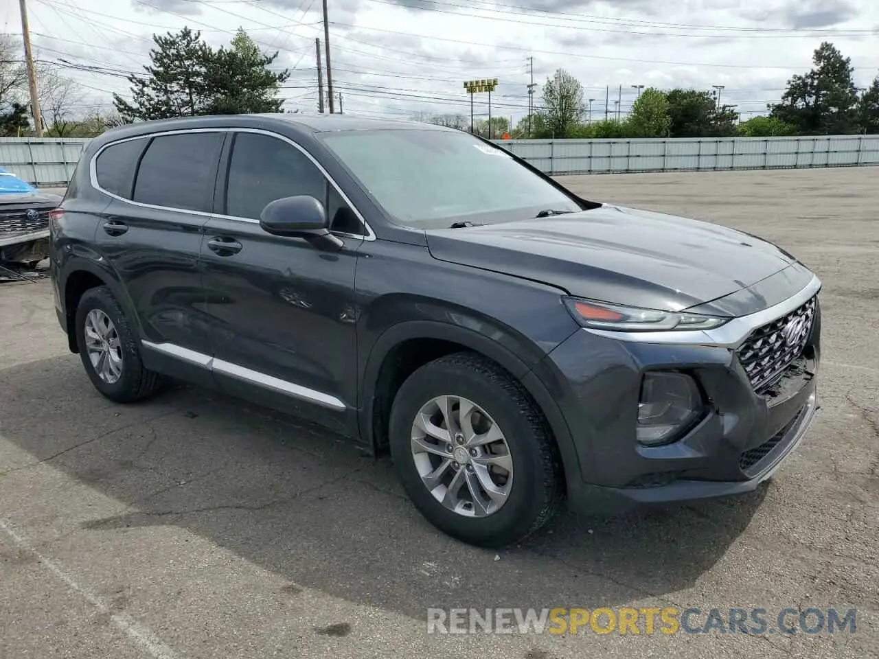 4 Photograph of a damaged car 5NMS23AD2LH184643 HYUNDAI SANTA FE 2020