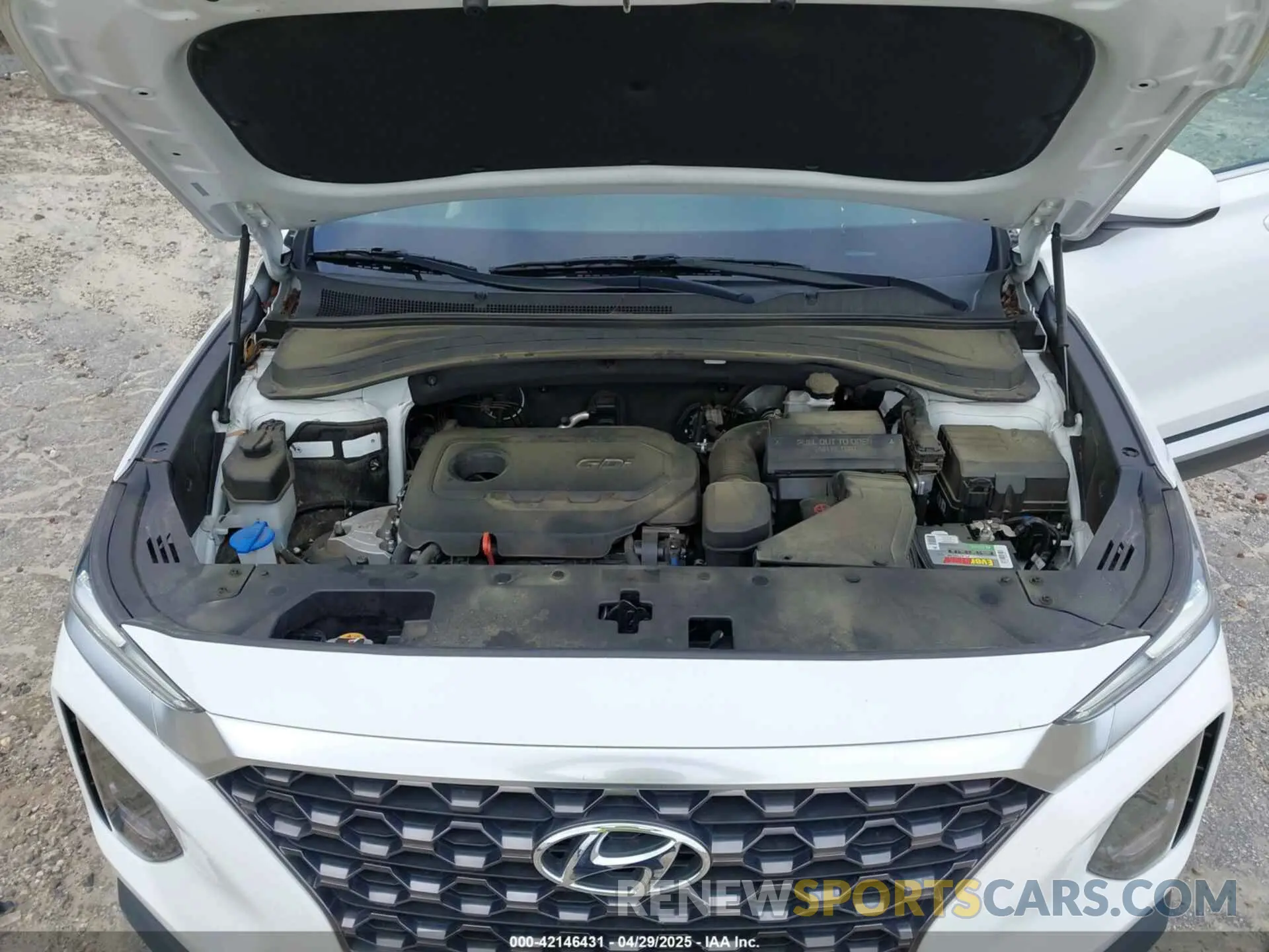 10 Photograph of a damaged car 5NMS23AD3LH139100 HYUNDAI SANTA FE 2020
