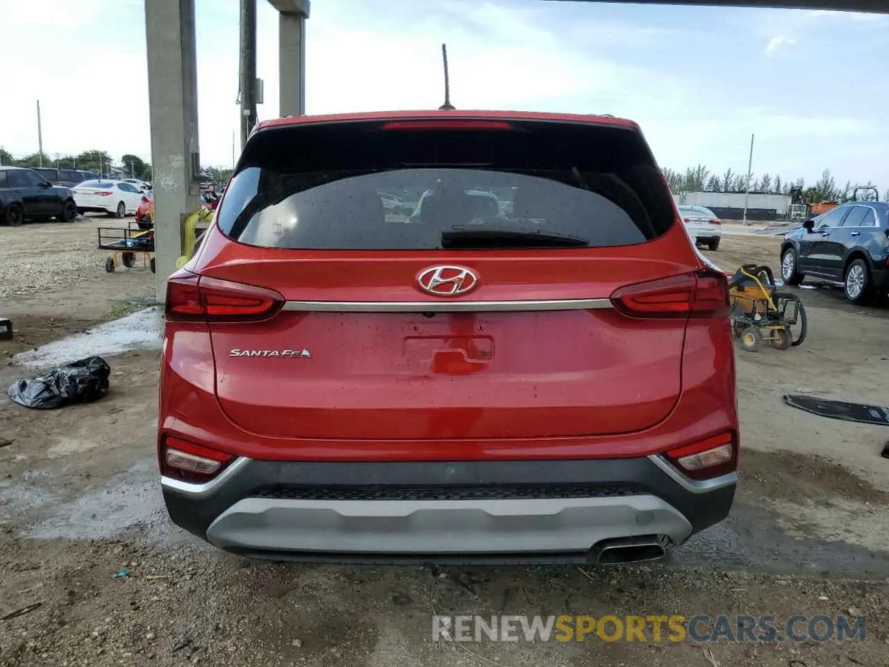 6 Photograph of a damaged car 5NMS23AD3LH151683 HYUNDAI SANTA FE 2020