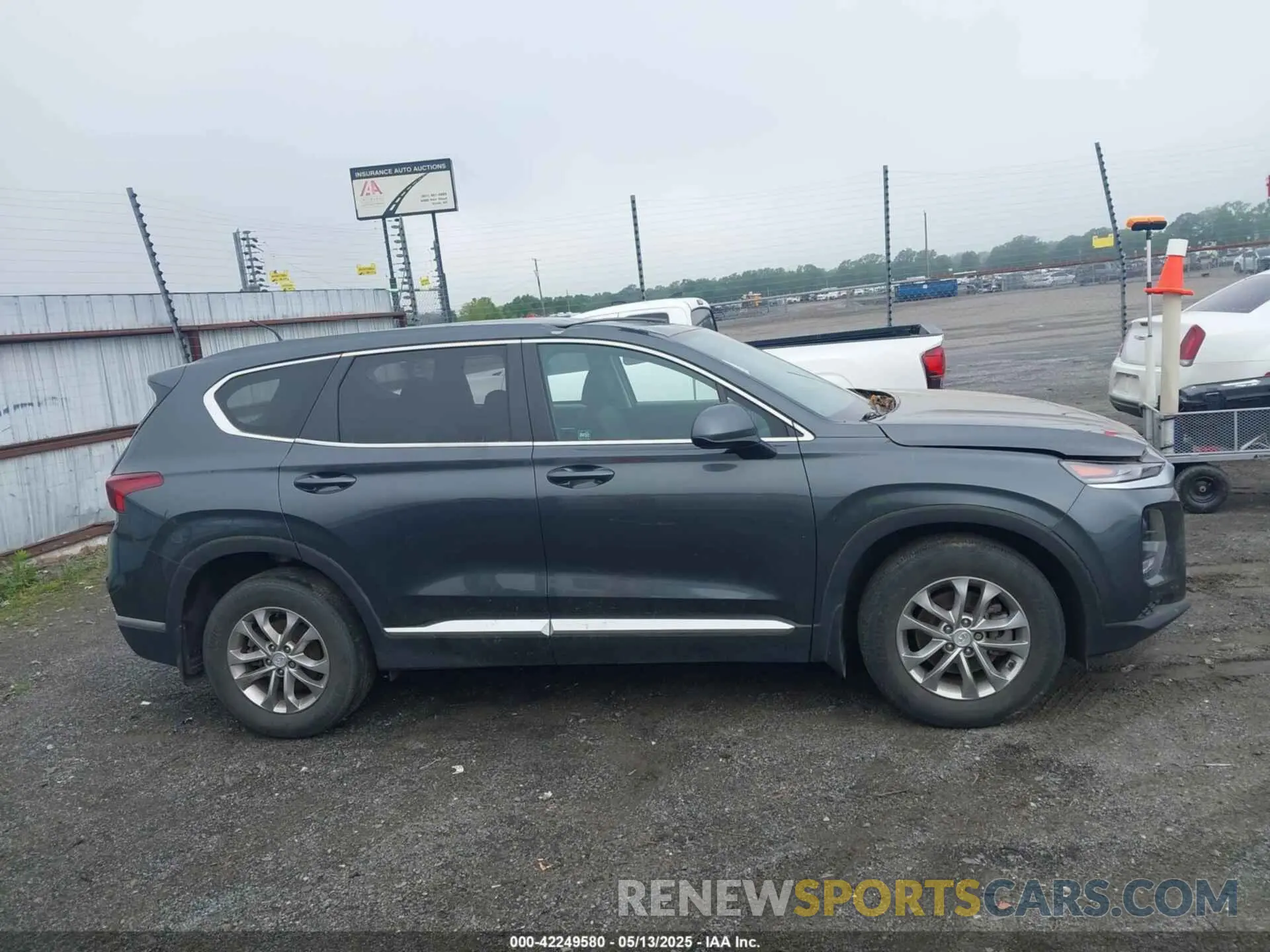 13 Photograph of a damaged car 5NMS23AD3LH261343 HYUNDAI SANTA FE 2020