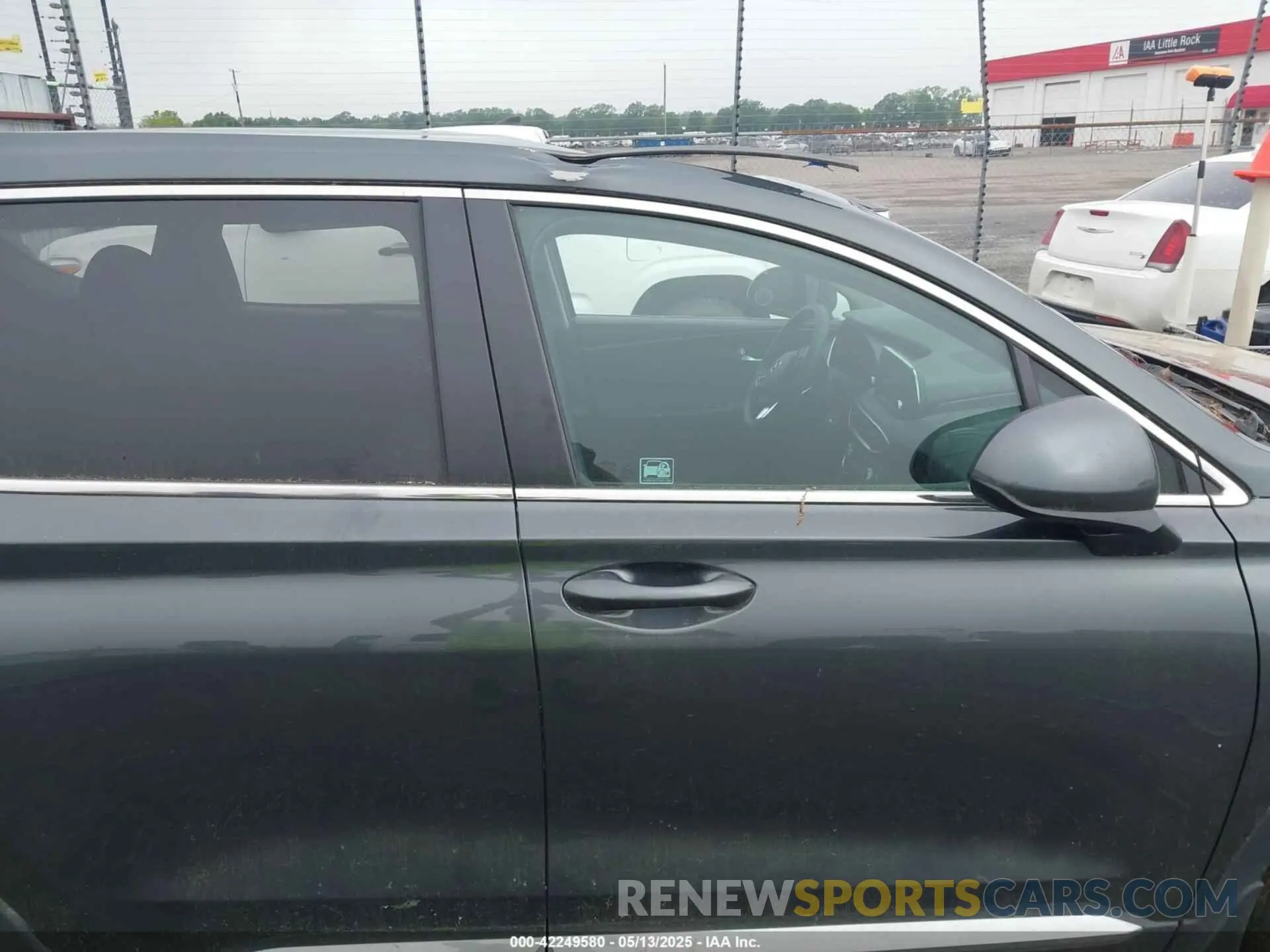 19 Photograph of a damaged car 5NMS23AD3LH261343 HYUNDAI SANTA FE 2020