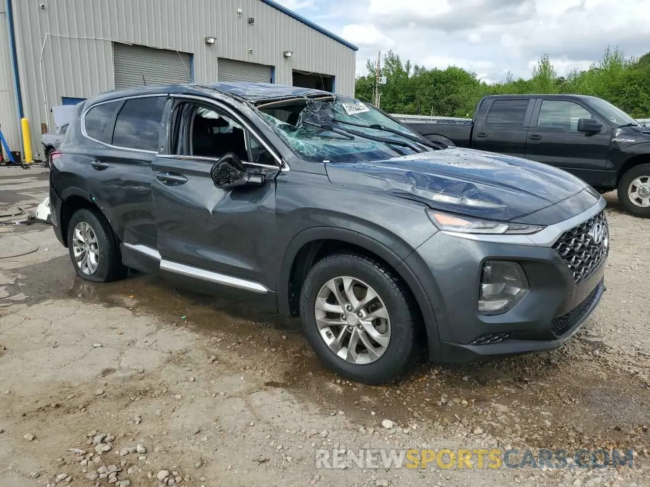 4 Photograph of a damaged car 5NMS23AD4LH260136 HYUNDAI SANTA FE 2020