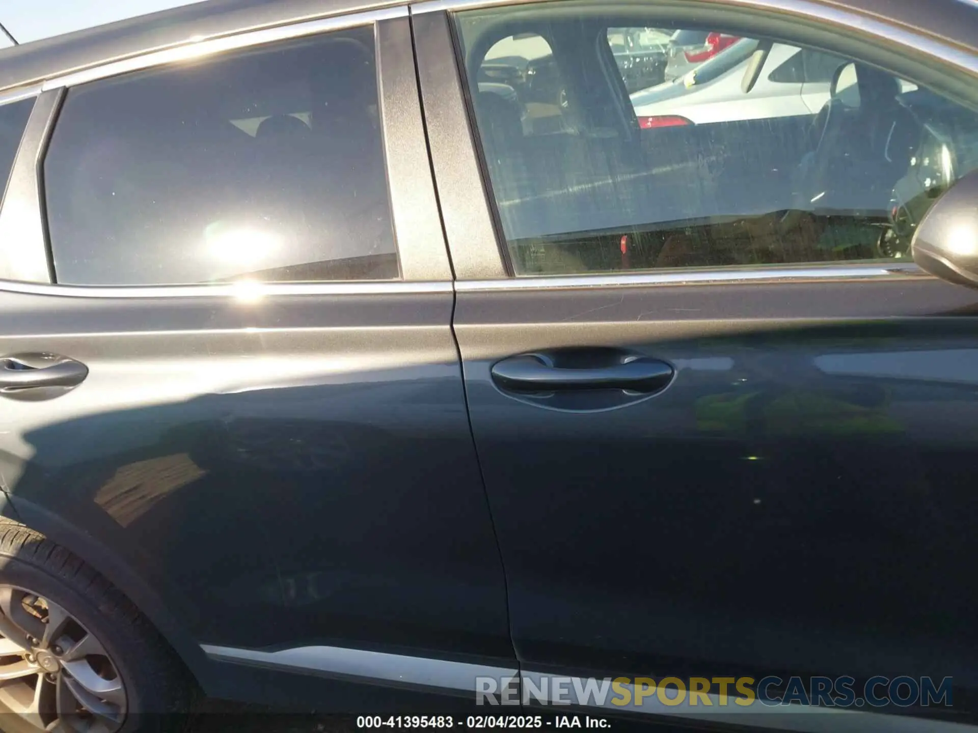 13 Photograph of a damaged car 5NMS23AD5LH180568 HYUNDAI SANTA FE 2020