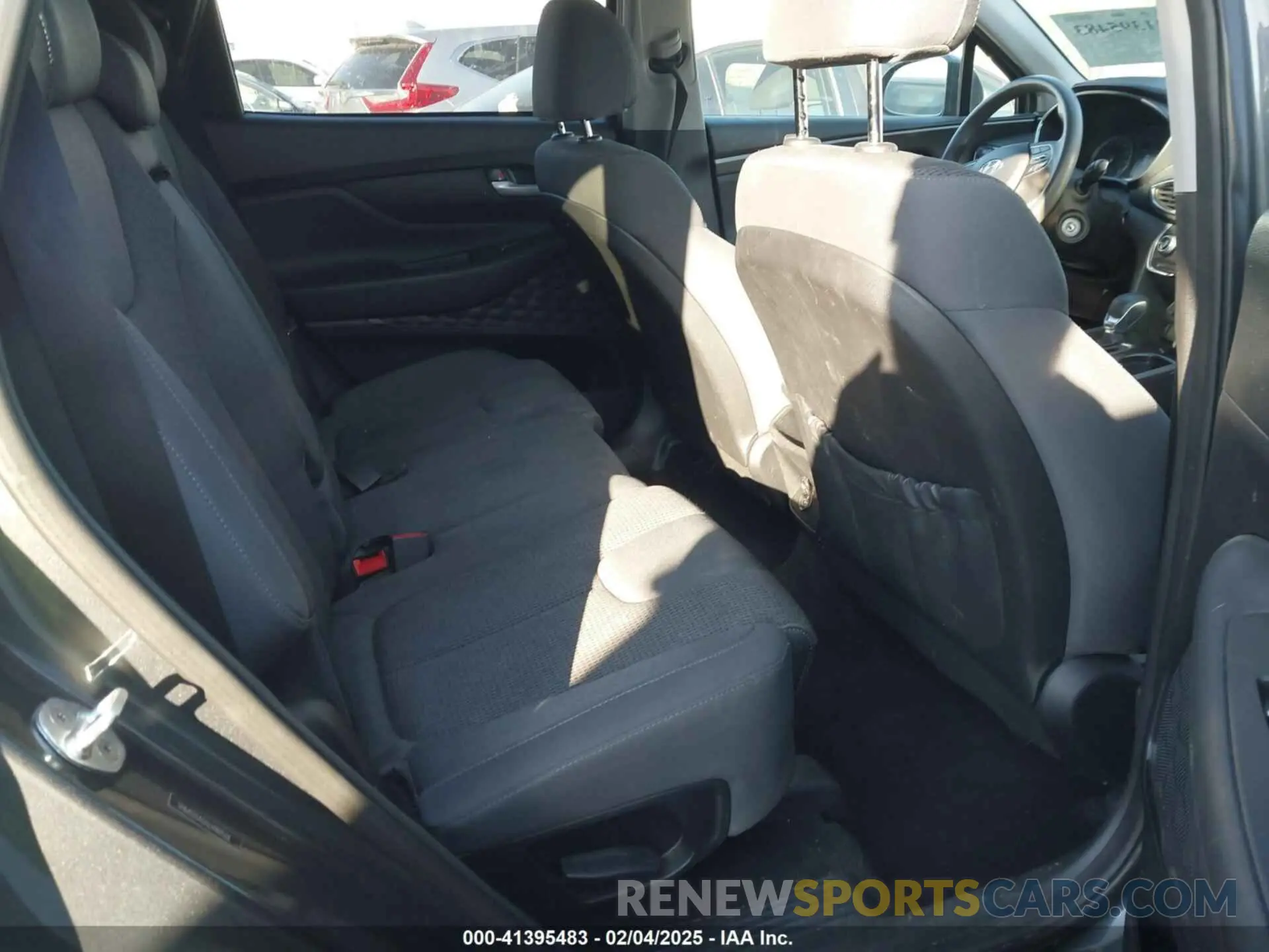8 Photograph of a damaged car 5NMS23AD5LH180568 HYUNDAI SANTA FE 2020