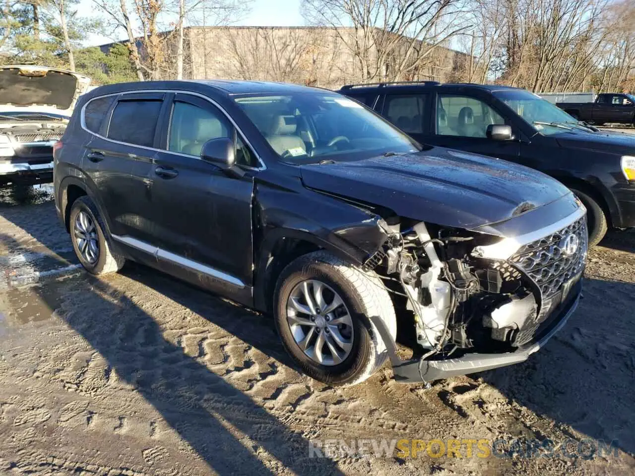4 Photograph of a damaged car 5NMS23AD5LH193403 HYUNDAI SANTA FE 2020