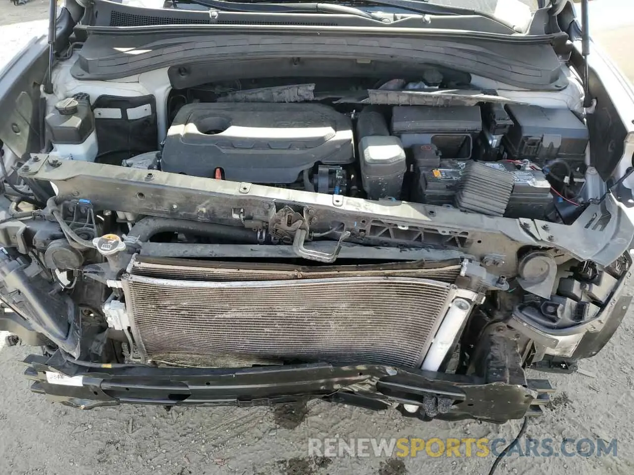 13 Photograph of a damaged car 5NMS23AD5LH278533 HYUNDAI SANTA FE 2020