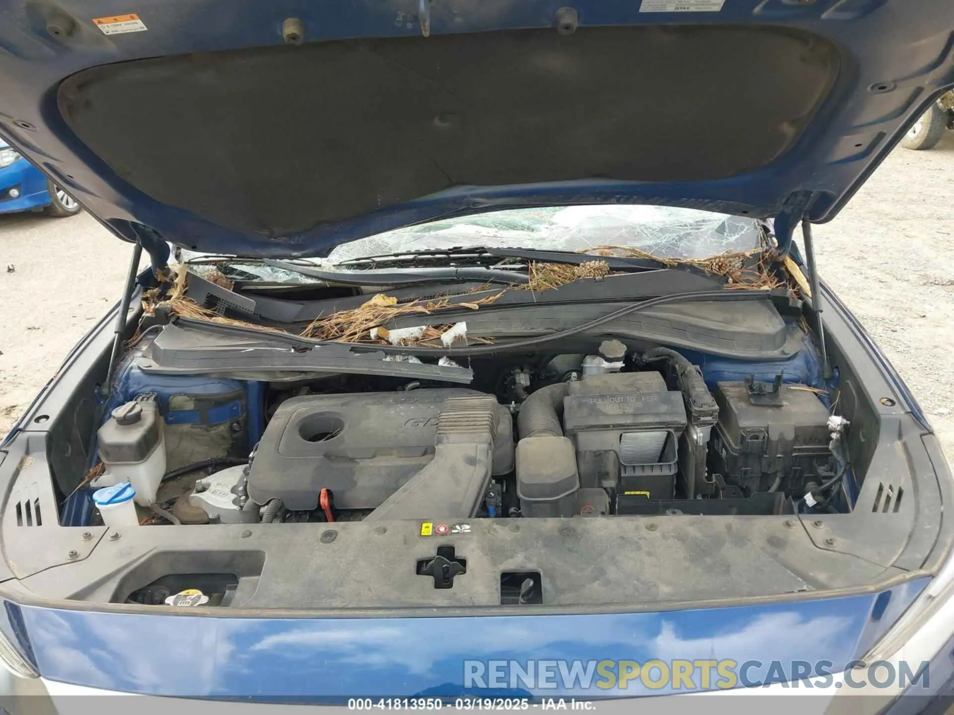 10 Photograph of a damaged car 5NMS23AD6LH174584 HYUNDAI SANTA FE 2020