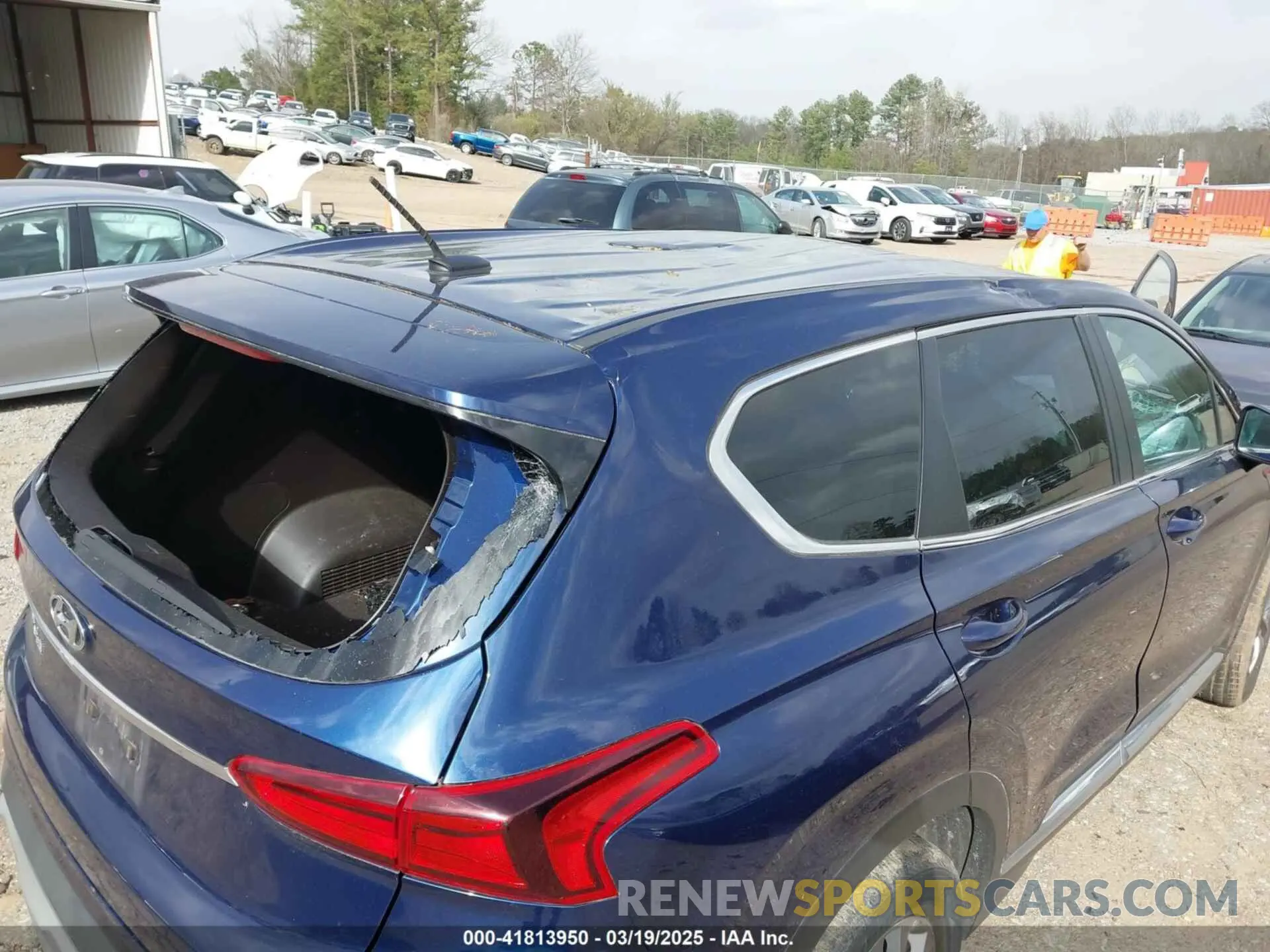 21 Photograph of a damaged car 5NMS23AD6LH174584 HYUNDAI SANTA FE 2020