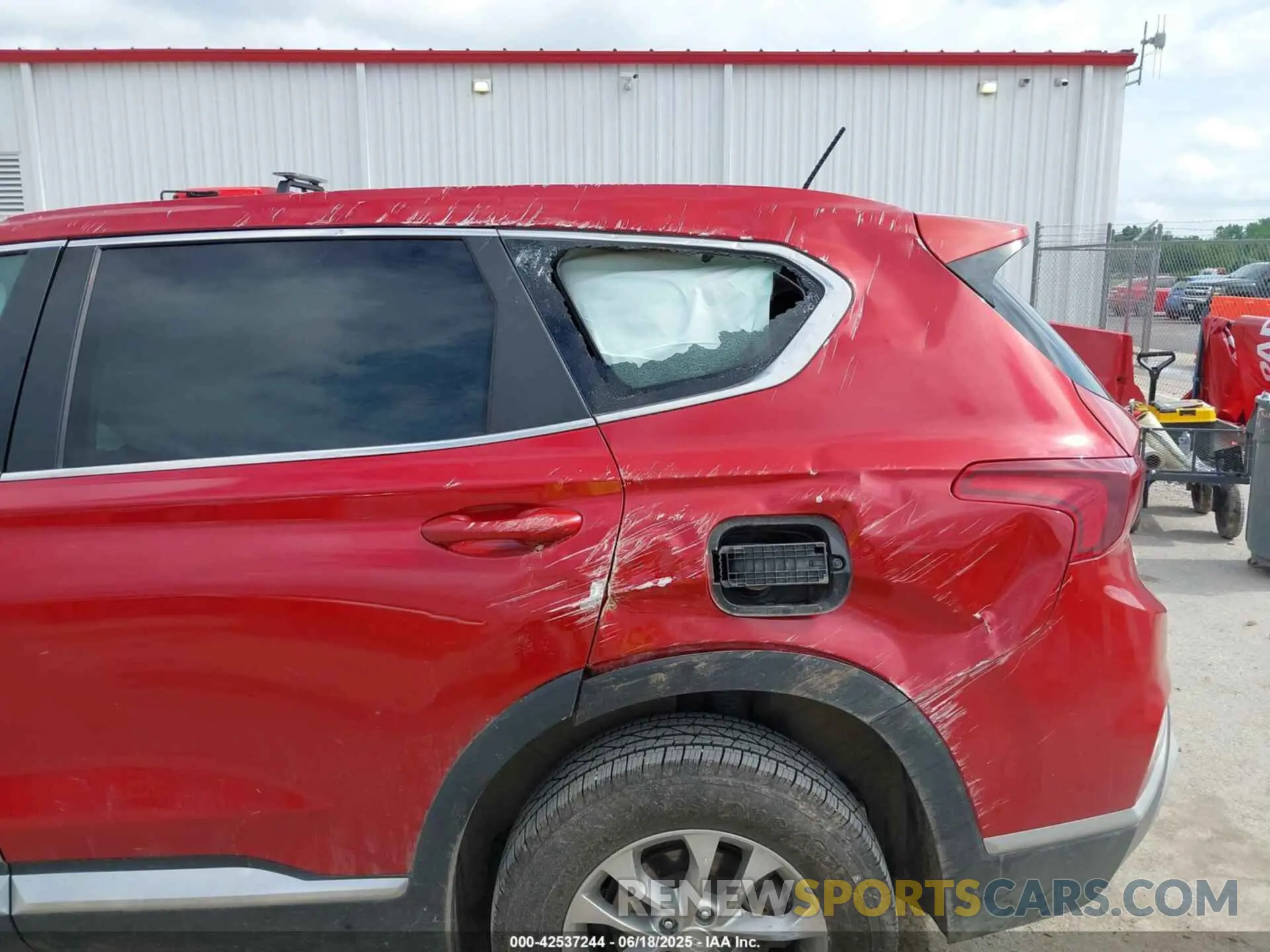 6 Photograph of a damaged car 5NMS23AD7LH153002 HYUNDAI SANTA FE 2020