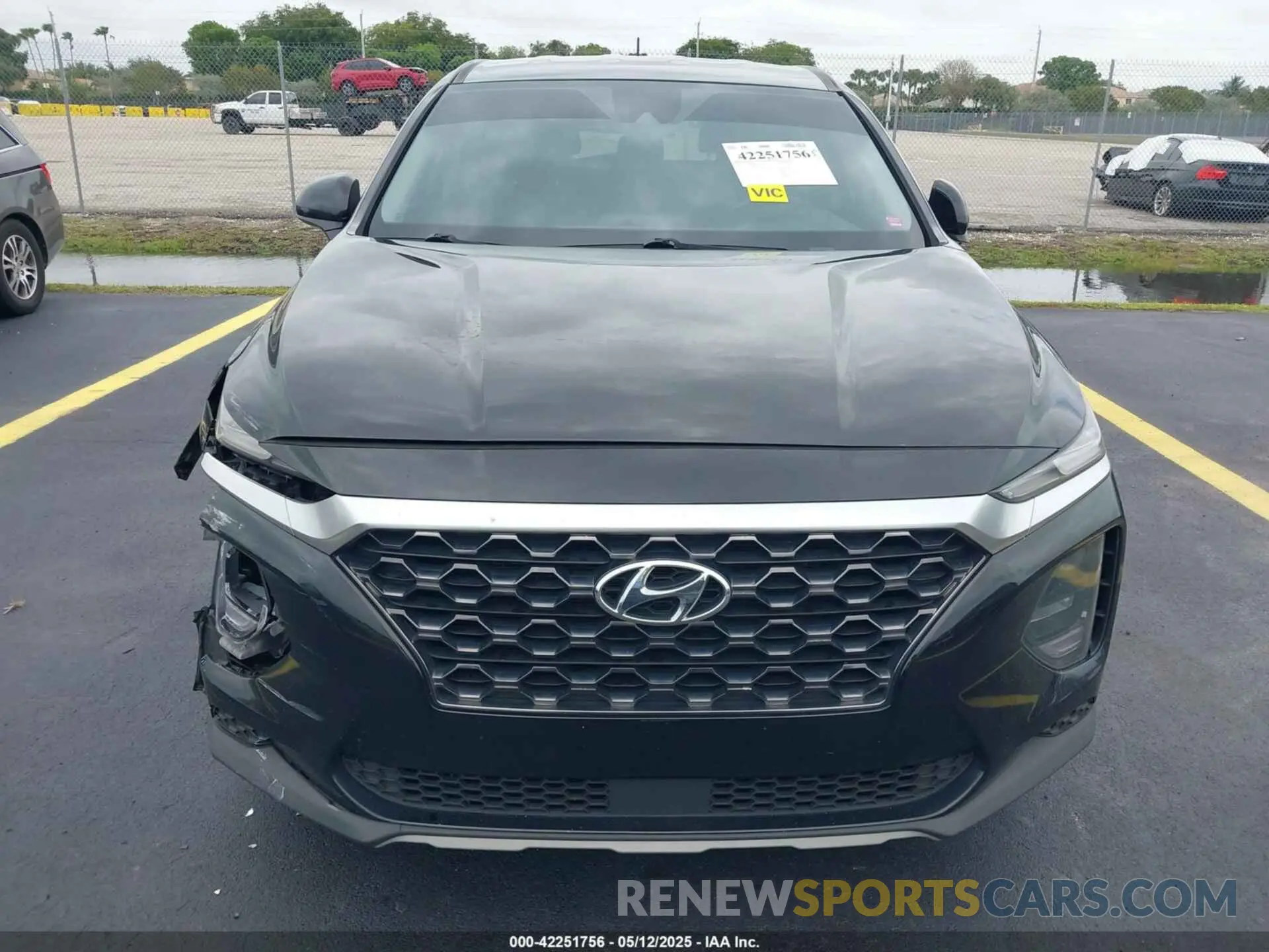 13 Photograph of a damaged car 5NMS23AD8LH142316 HYUNDAI SANTA FE 2020
