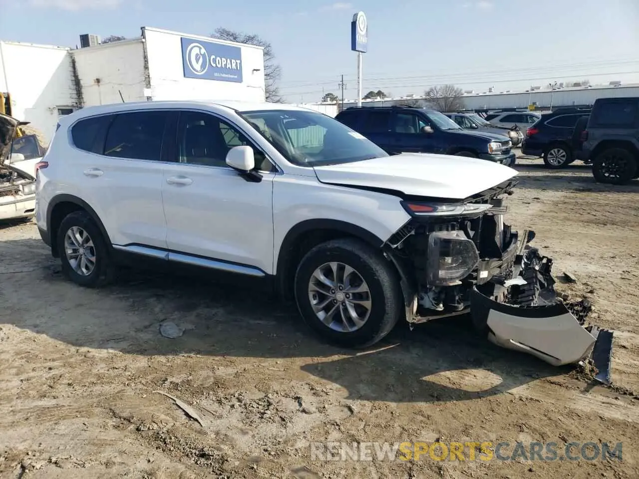 4 Photograph of a damaged car 5NMS23AD9LH155138 HYUNDAI SANTA FE 2020