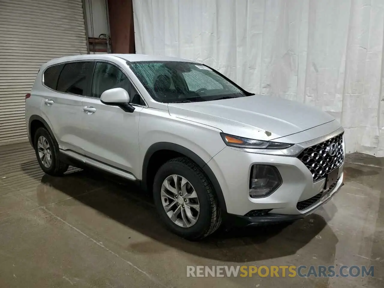 4 Photograph of a damaged car 5NMS2CAD0LH152807 HYUNDAI SANTA FE 2020