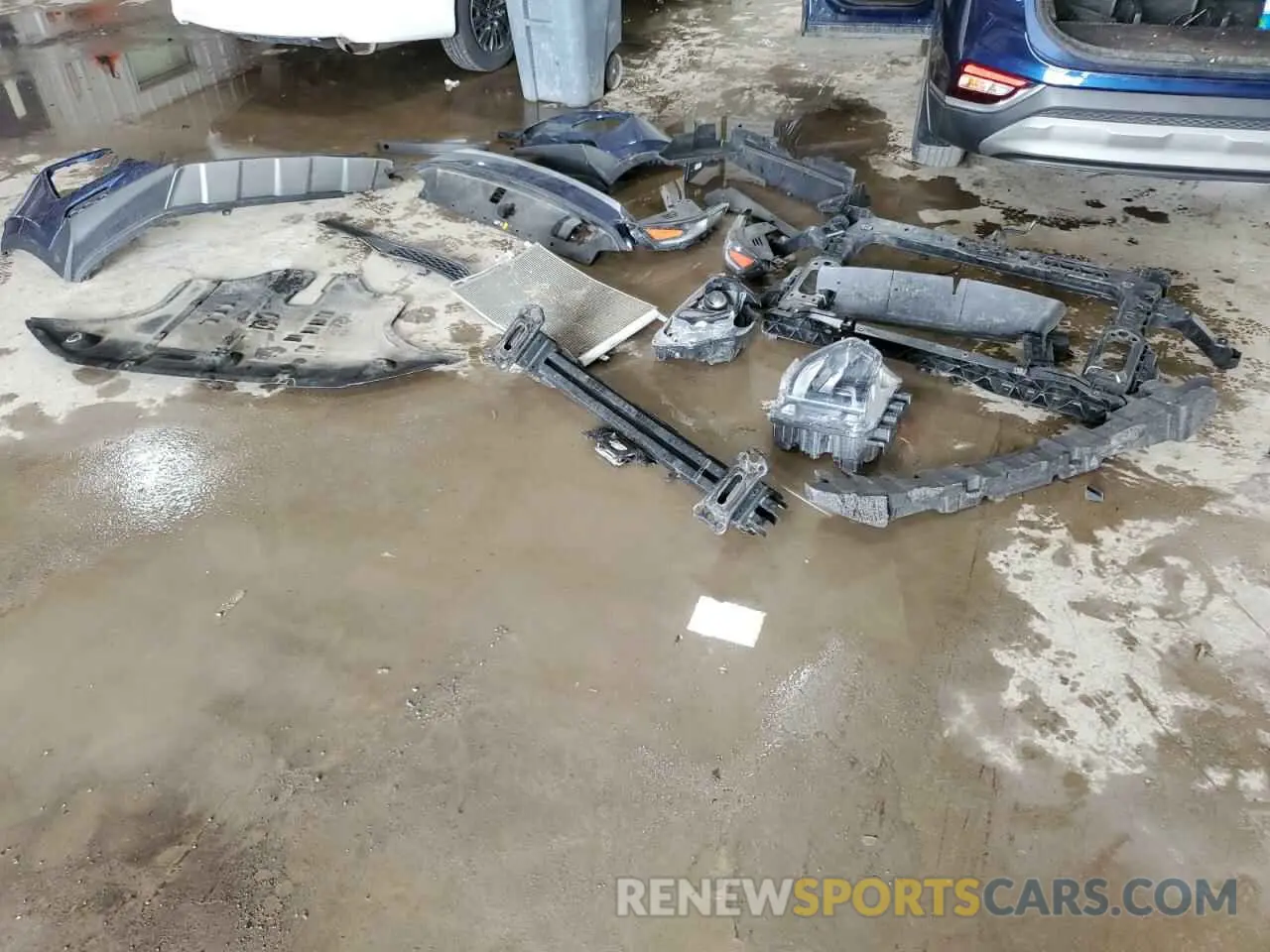 13 Photograph of a damaged car 5NMS2CAD1LH148006 HYUNDAI SANTA FE 2020
