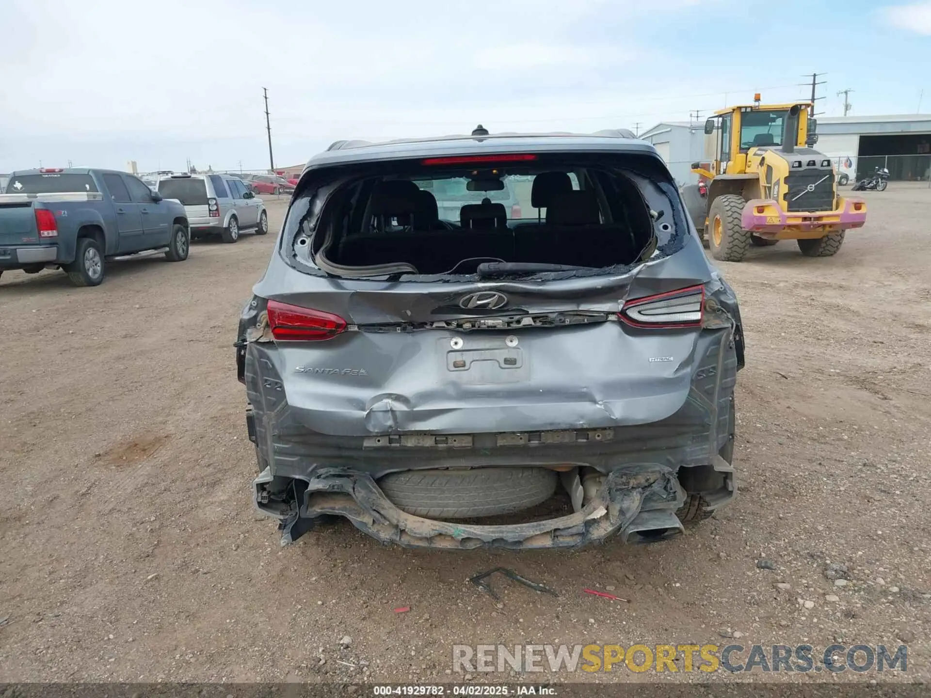 17 Photograph of a damaged car 5NMS2CAD3LH149593 HYUNDAI SANTA FE 2020