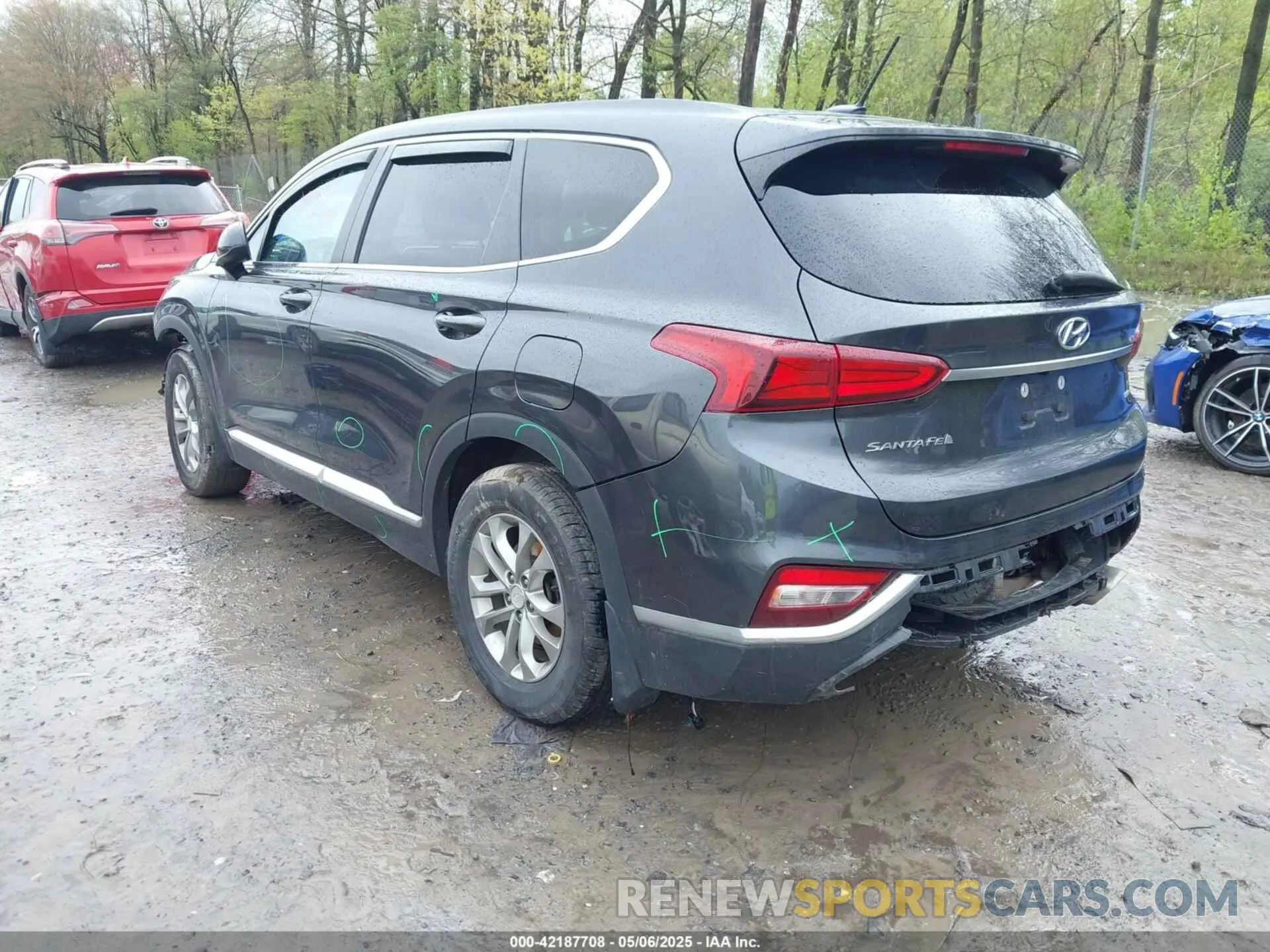 3 Photograph of a damaged car 5NMS2CAD4LH245958 HYUNDAI SANTA FE 2020