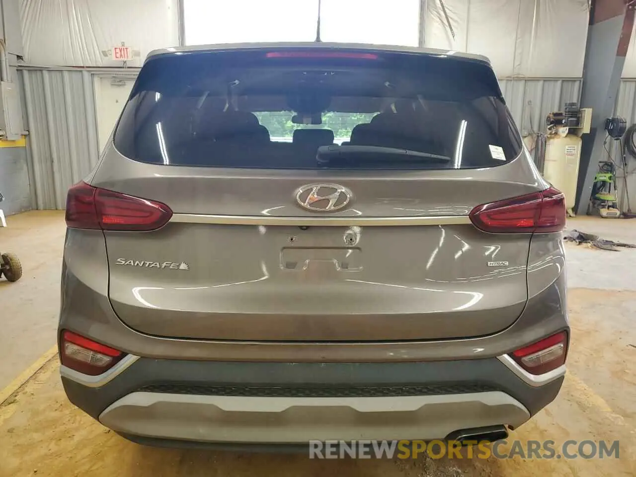 6 Photograph of a damaged car 5NMS2CAD5LH194499 HYUNDAI SANTA FE 2020