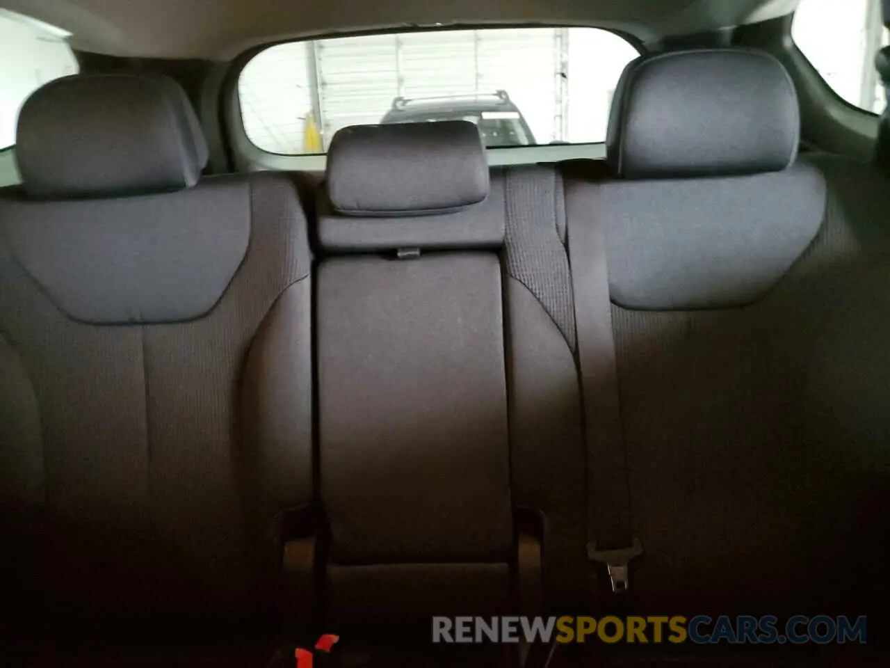 10 Photograph of a damaged car 5NMS2CAD6LH149796 HYUNDAI SANTA FE 2020