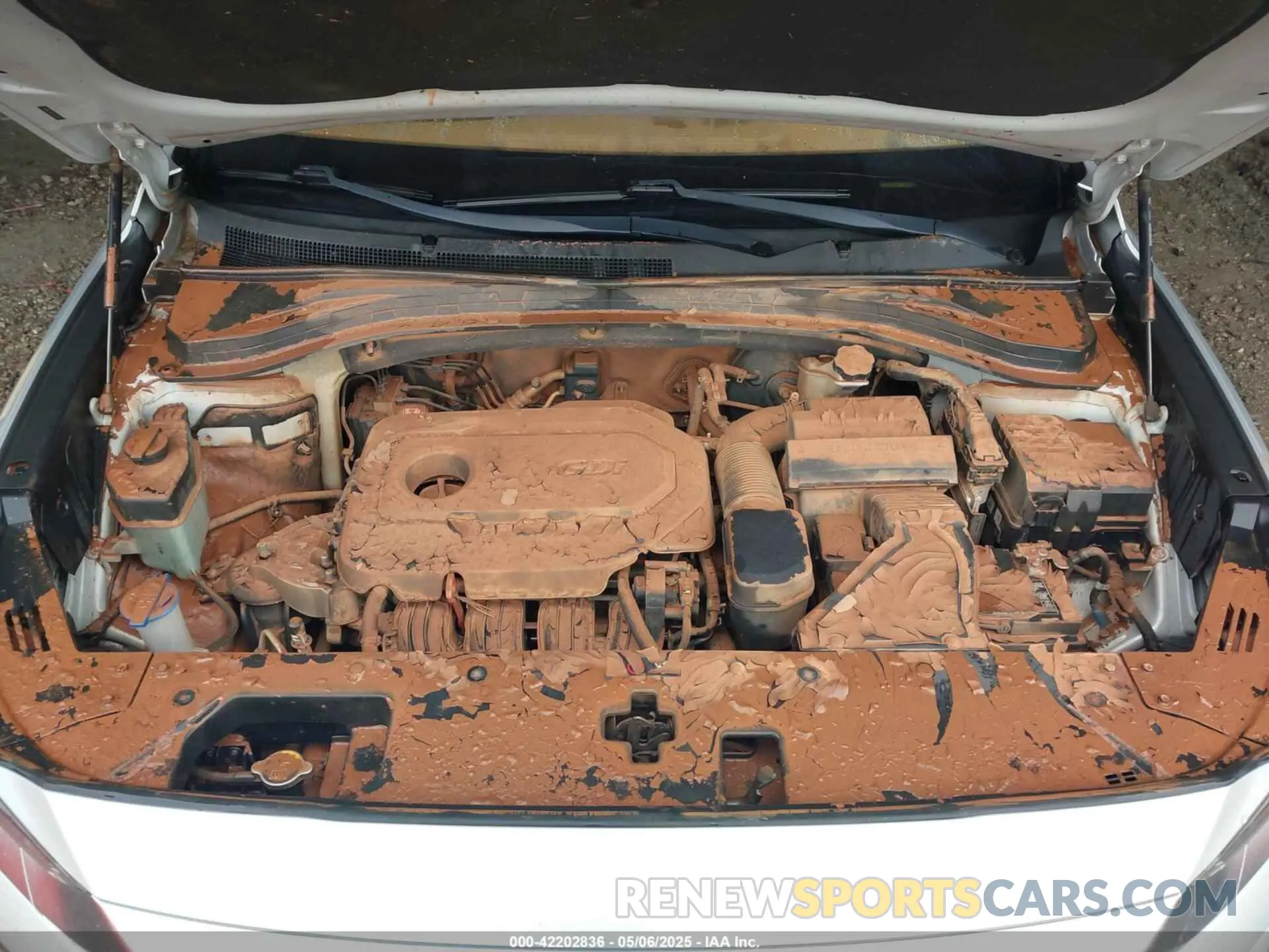 10 Photograph of a damaged car 5NMS2CAD6LH167246 HYUNDAI SANTA FE 2020