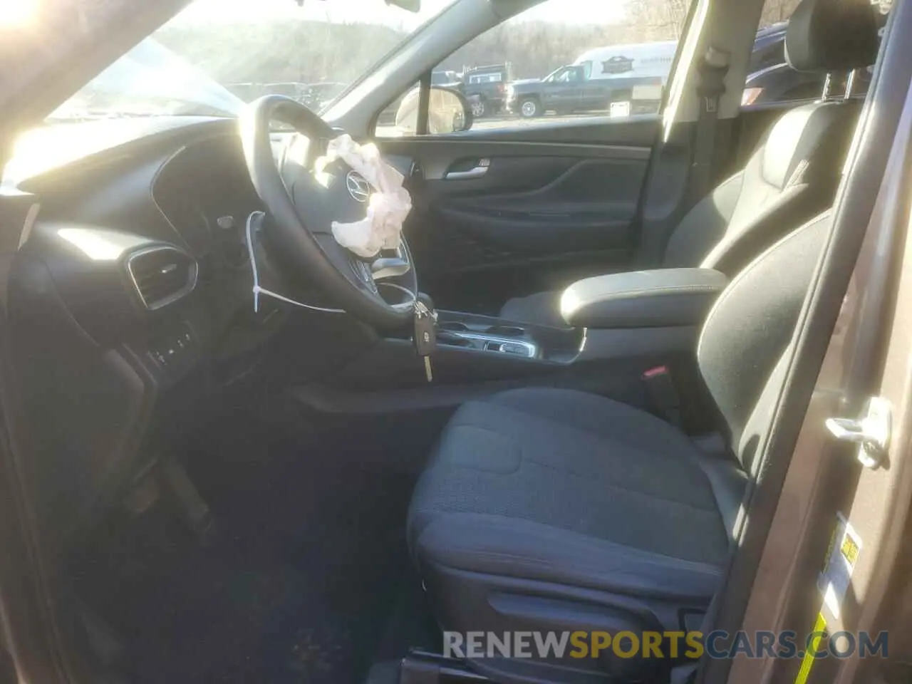 7 Photograph of a damaged car 5NMS2CAD7LH232847 HYUNDAI SANTA FE 2020