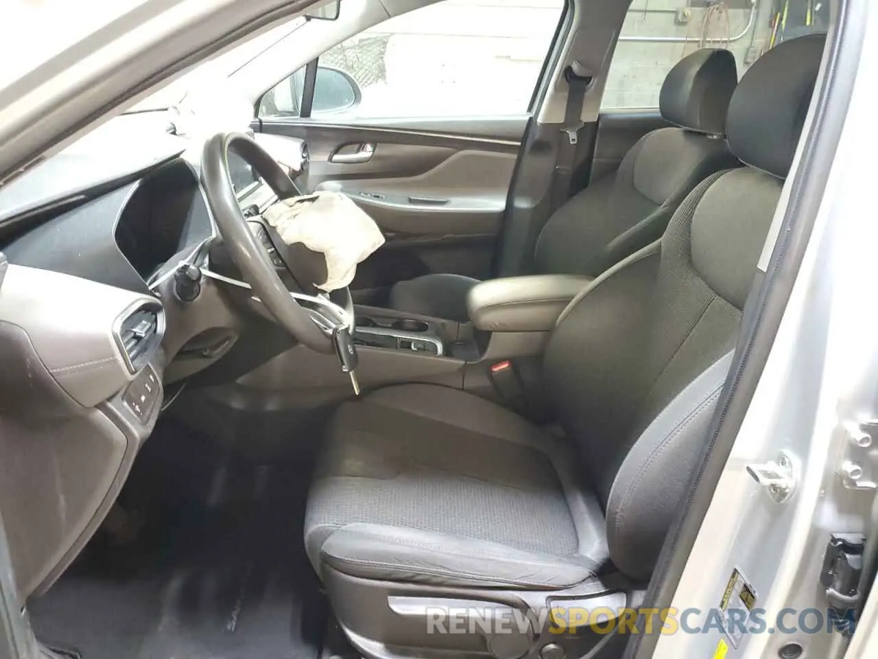 7 Photograph of a damaged car 5NMS2CAD8LH139173 HYUNDAI SANTA FE 2020