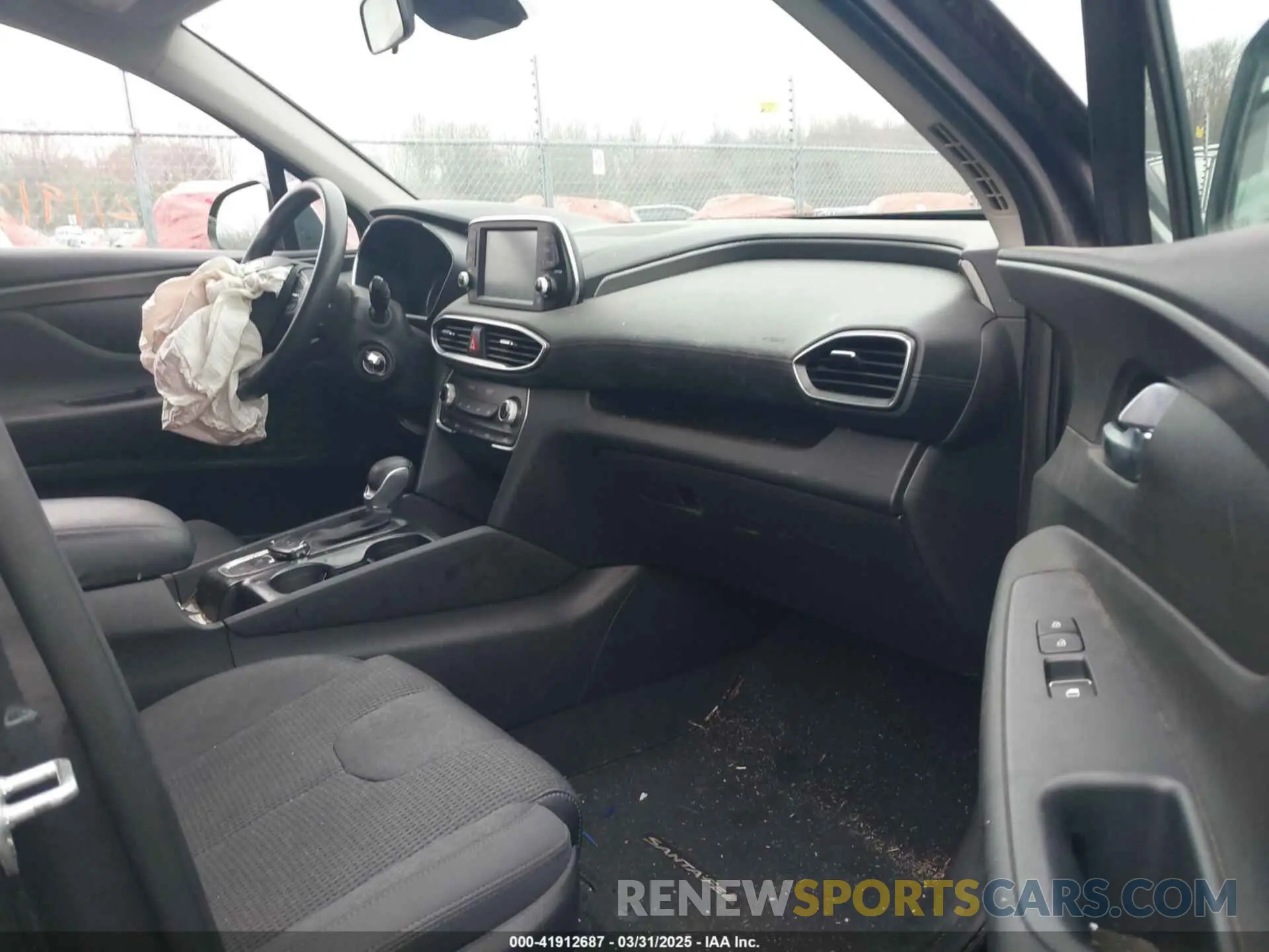 5 Photograph of a damaged car 5NMS2CAD8LH258275 HYUNDAI SANTA FE 2020