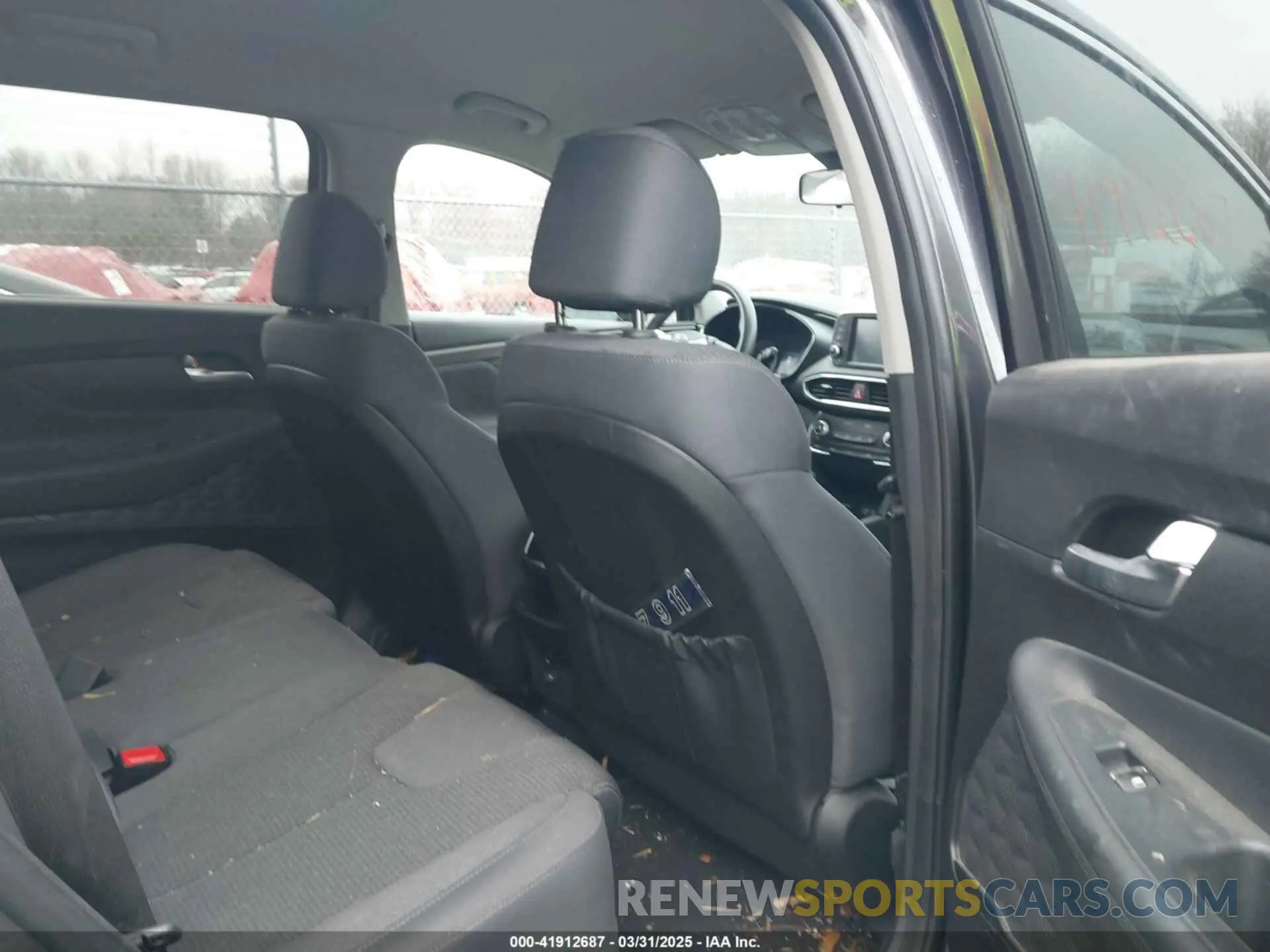 8 Photograph of a damaged car 5NMS2CAD8LH258275 HYUNDAI SANTA FE 2020