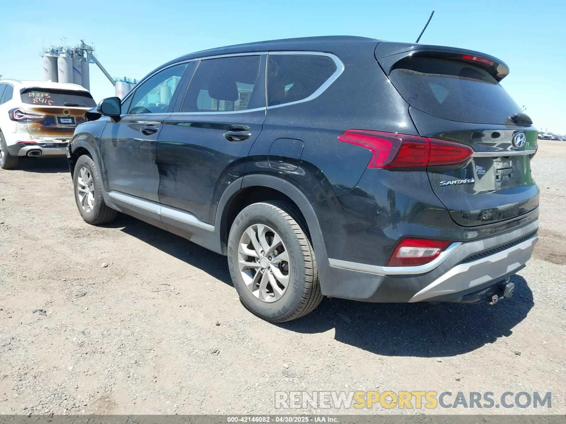 3 Photograph of a damaged car 5NMS2CAD9LH258060 HYUNDAI SANTA FE 2020