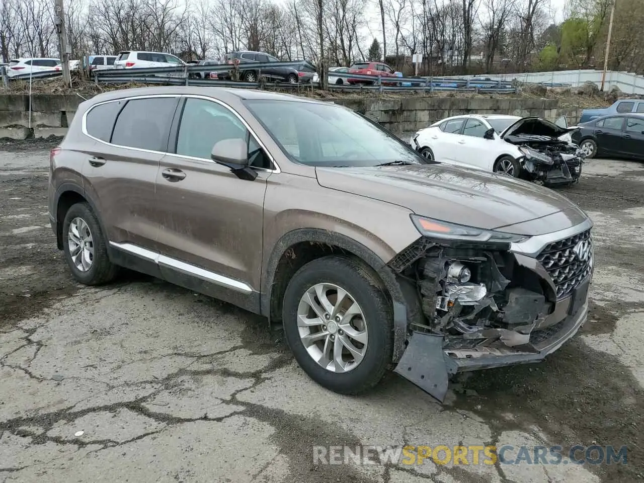 4 Photograph of a damaged car 5NMS2CADXLH180047 HYUNDAI SANTA FE 2020